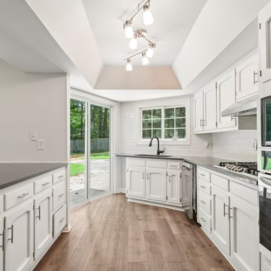 Property photo 2 of 630 Benson Hurst Dr SW