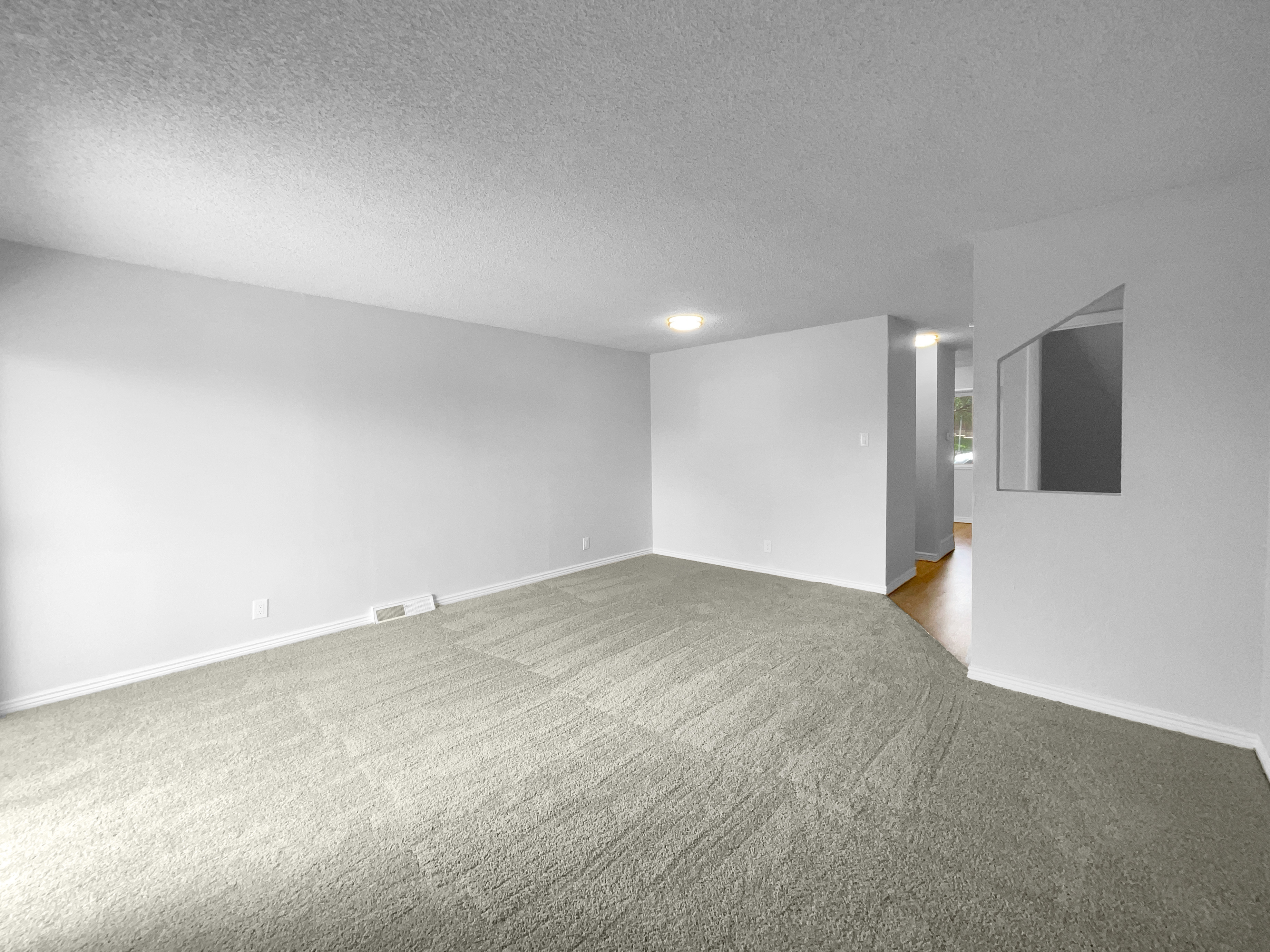 Photo 8 of 19 of 5670 S Lowell Blvd, Littleton, CO