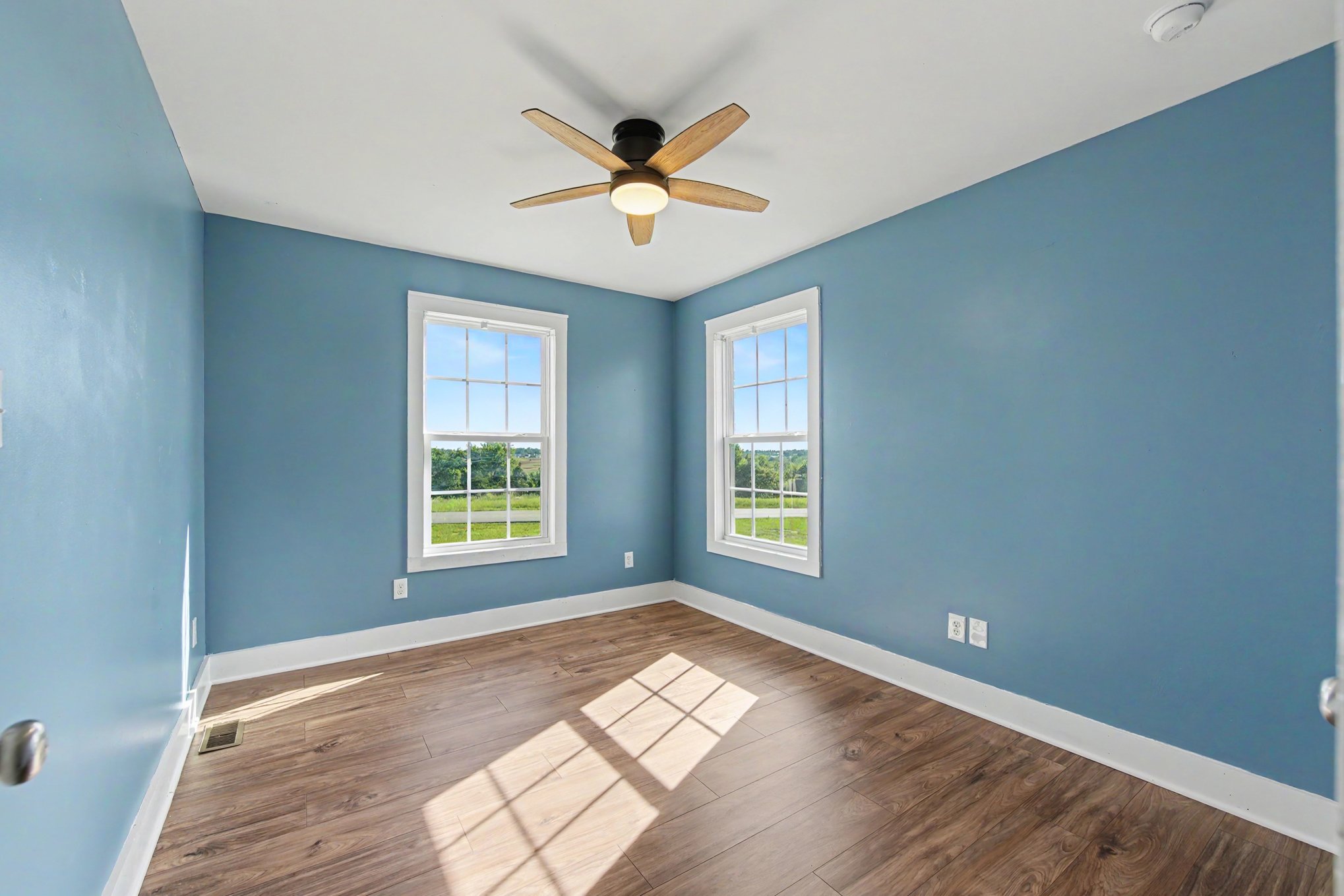 Photo 12 of 18 of 160 Herndon Ln, Berea, KY