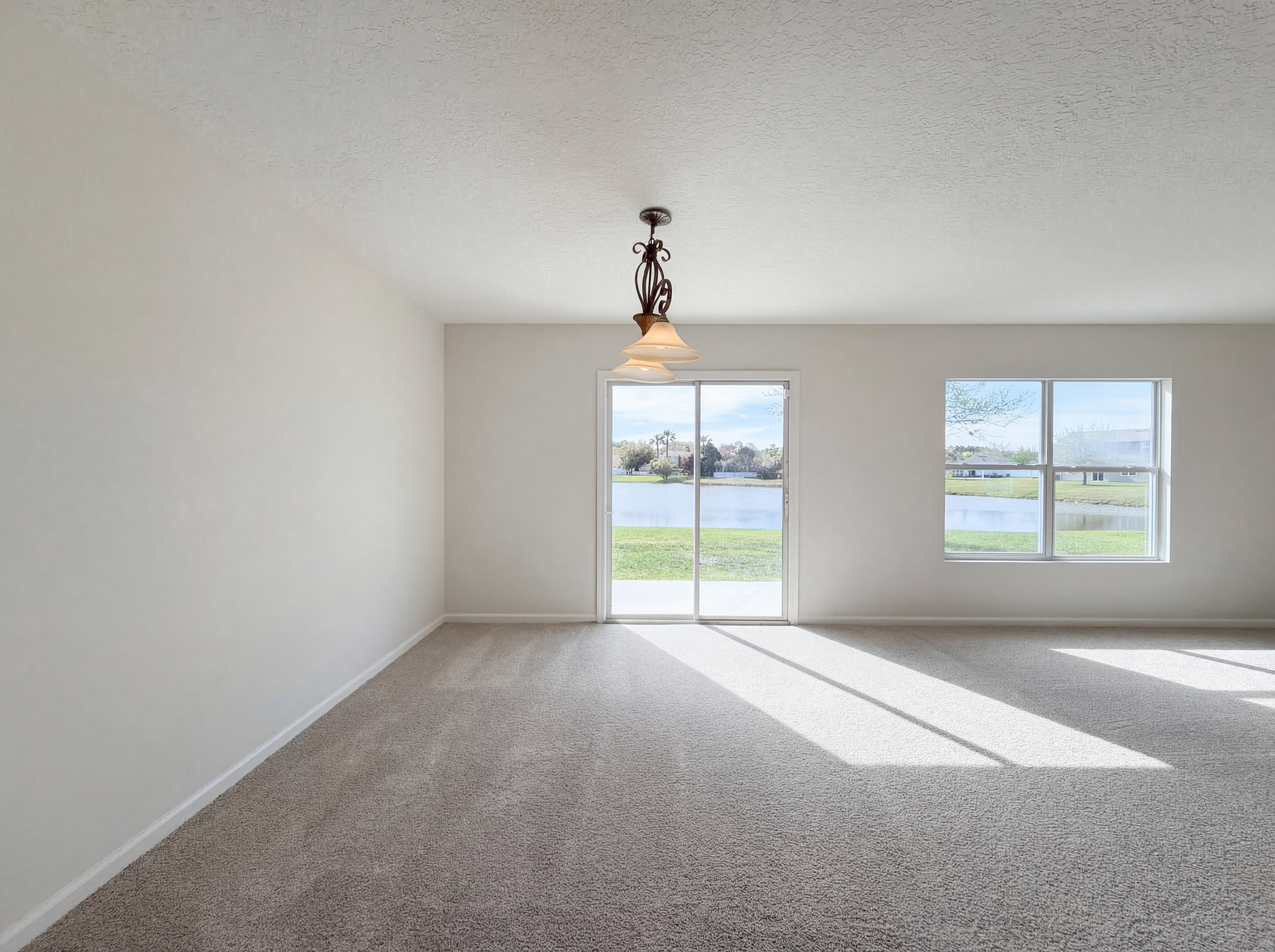 Photo 15 of 21 of 8852 Cumbria Ct, Jacksonville, FL