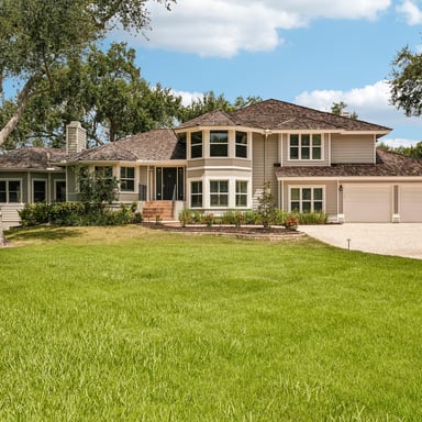 Property photo 1 of 1675 Landings Ln