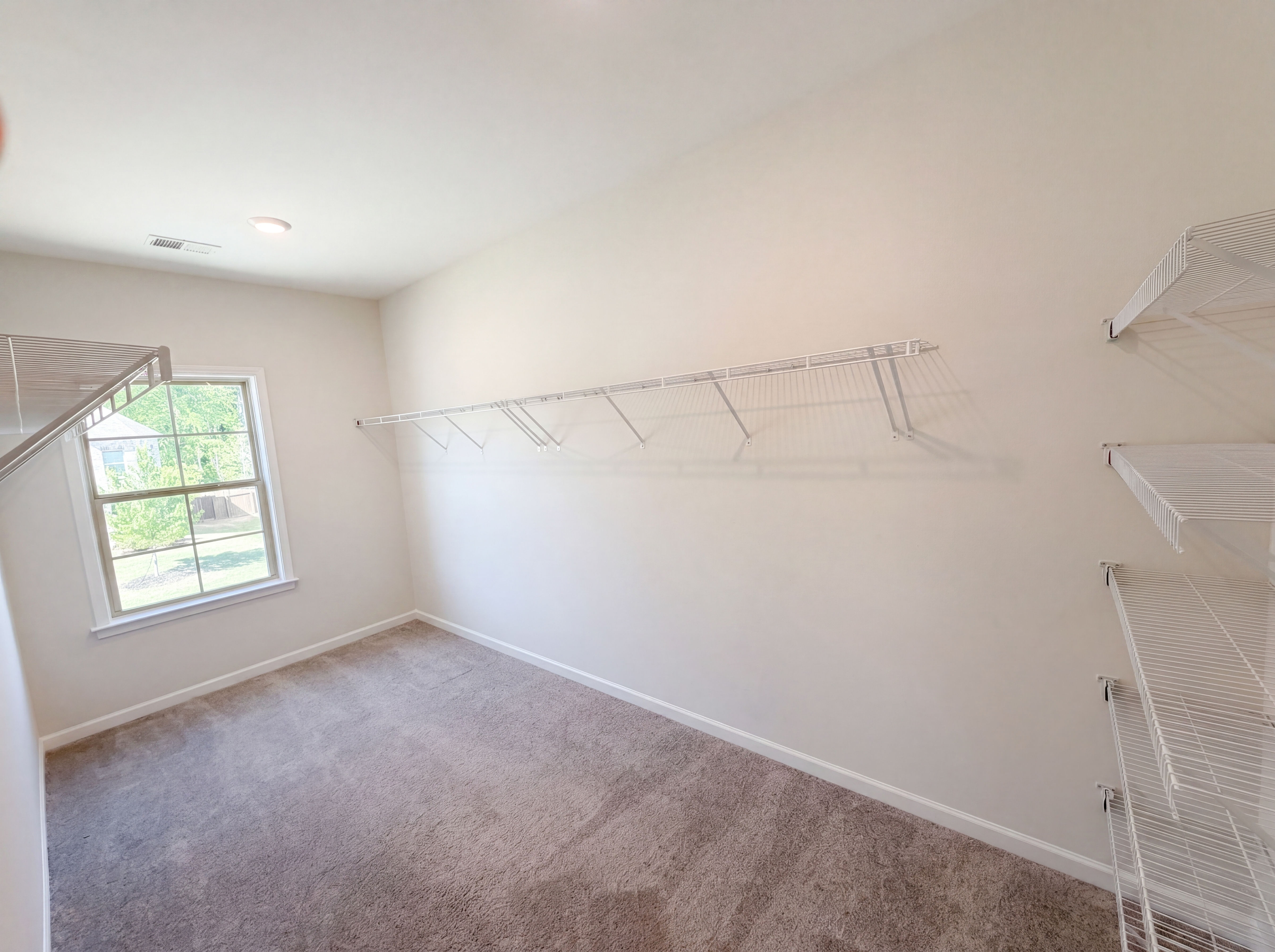 Photo 27 of 61 of 4877 Cooper Farm Dr, Buford, GA