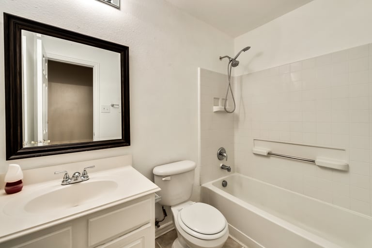 Photo 26 of 31 - 1203 Clearwater Dr, Grand Prairie, TX 75052