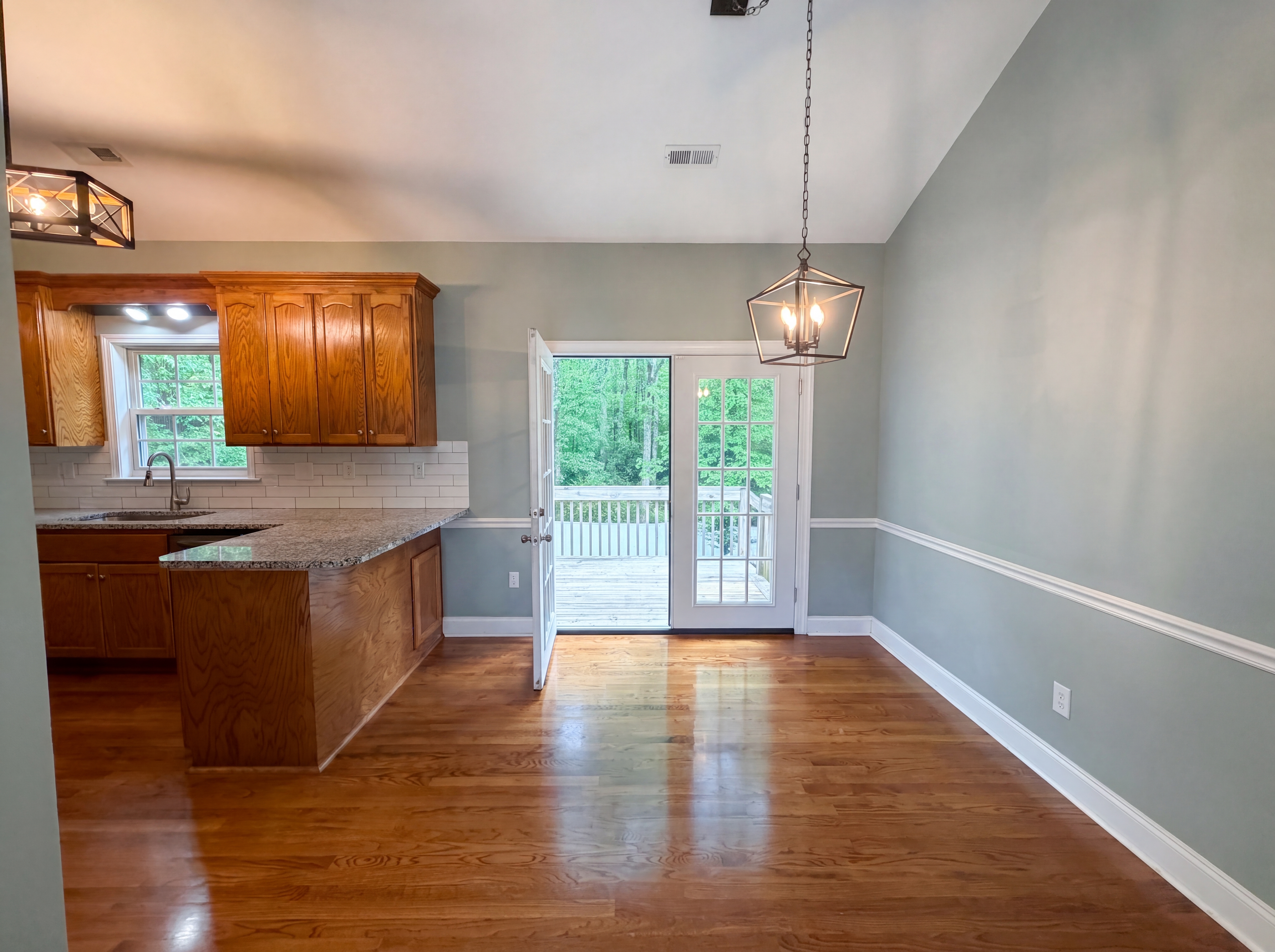 Photo 6 of 21 of 319 Beacon Hills Dr, Gastonia, NC