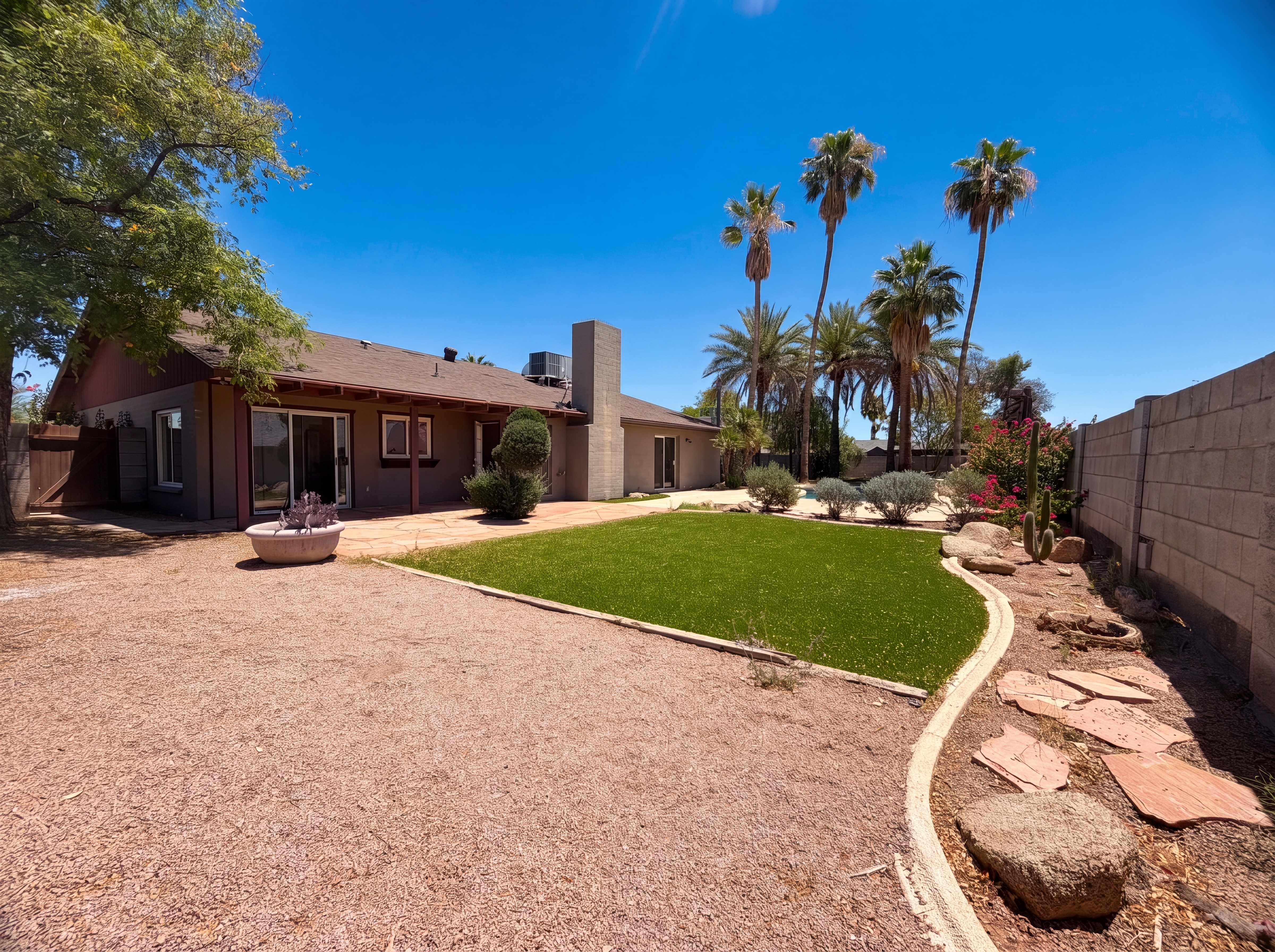Photo 5 of 17 of 1307 W Alamo Dr, Chandler, AZ