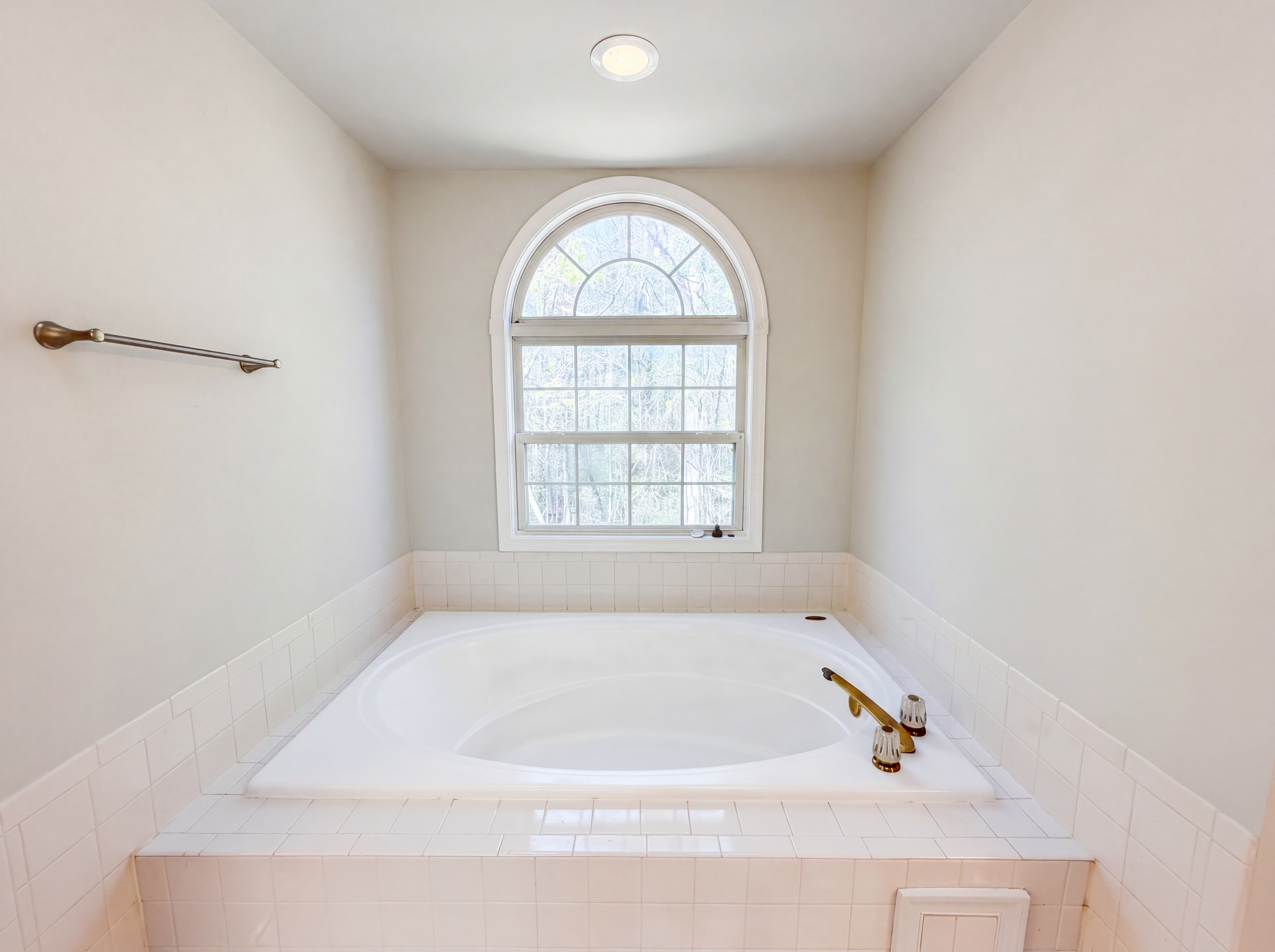 Photo 19 of 31 of 12608 Quarterhorse Dr, Bowie, MD