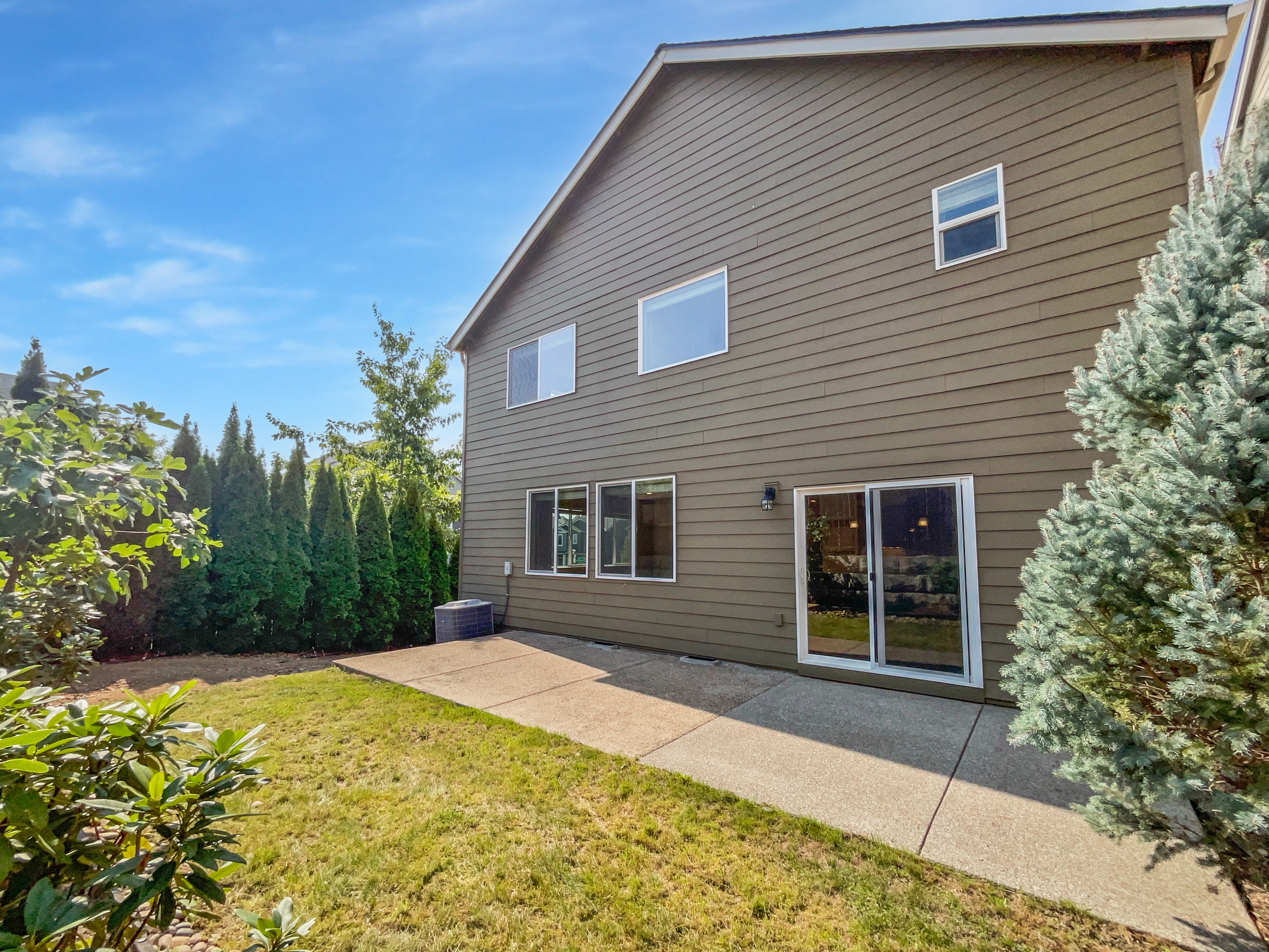 Photo 8 of 27 of 7074 NW 168th Ave, Portland, OR