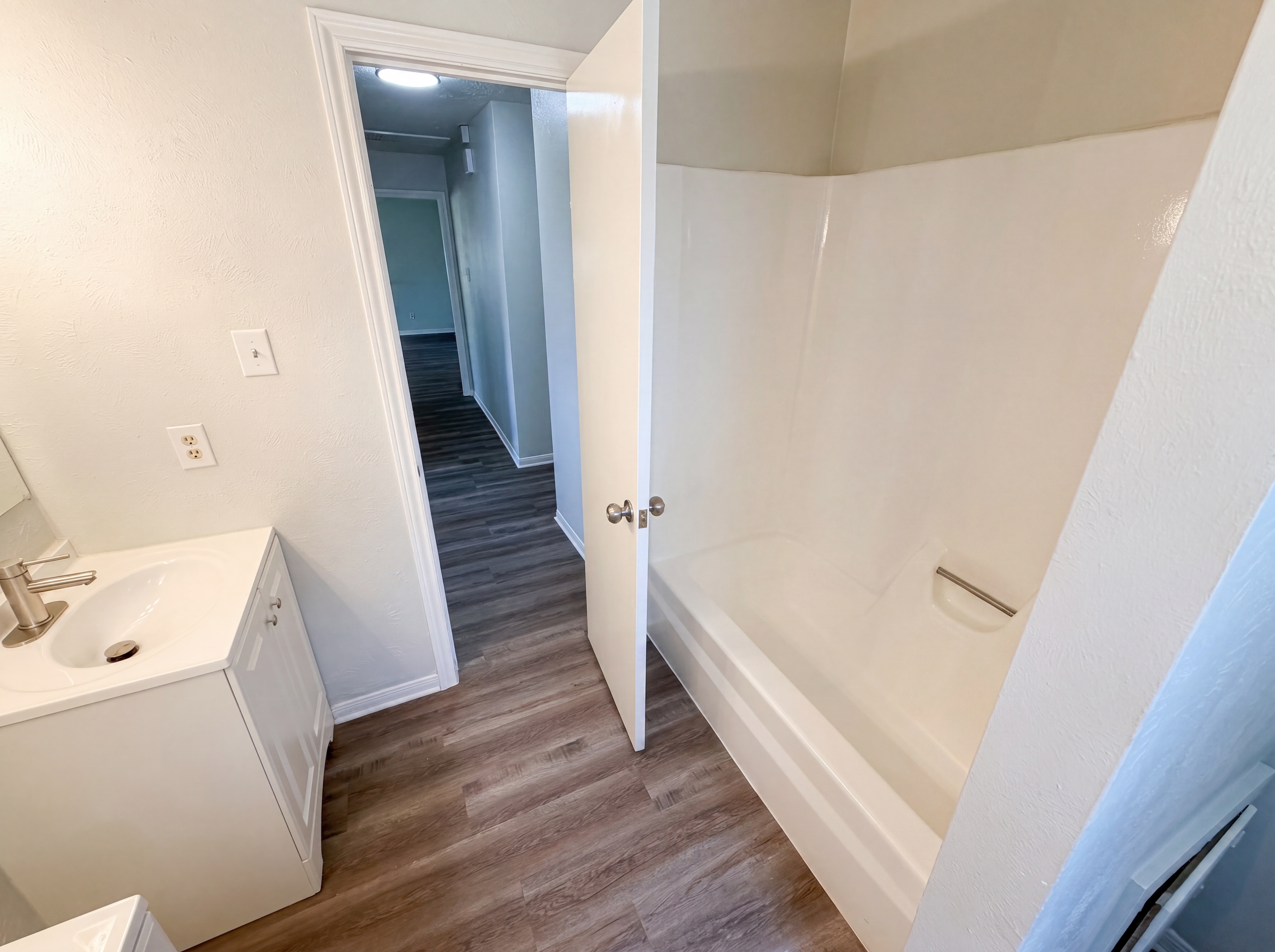 Photo 14 of 21 of 311 Fir Ridge Dr, Huffman, TX
