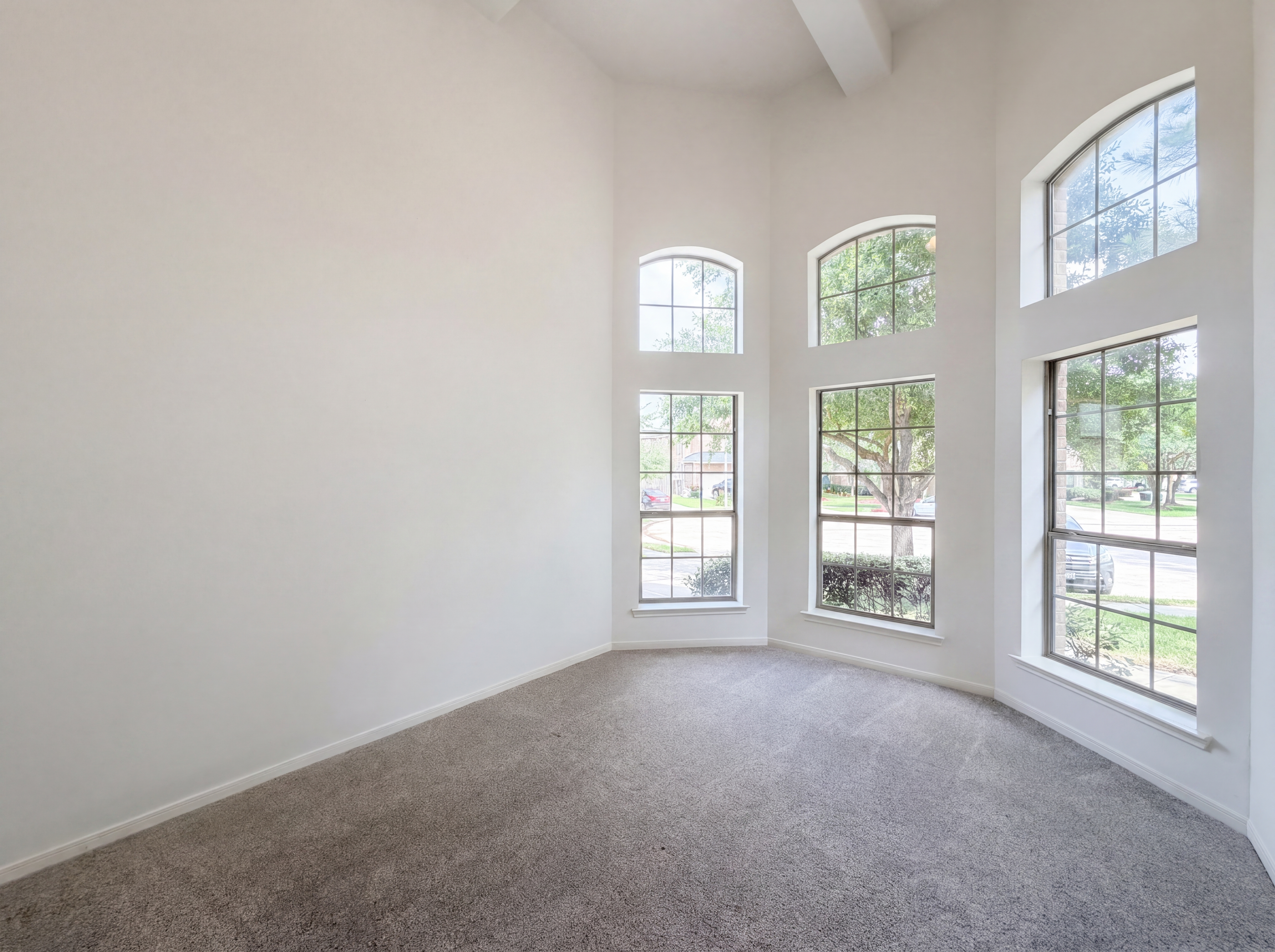 Photo 10 of 29 of 8611 Bright Angel Ln, Cypress, TX