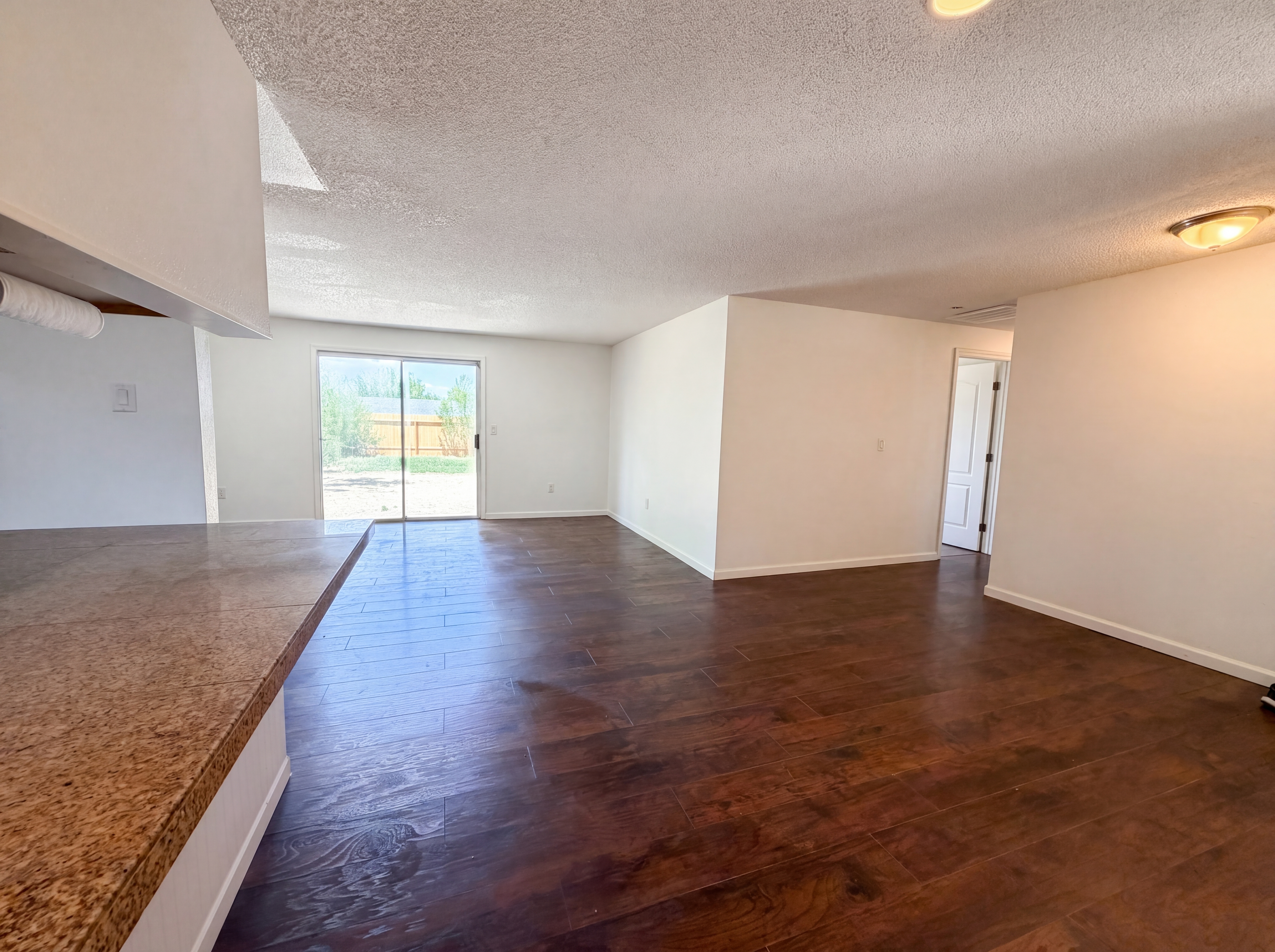 Photo 7 of 26 of 3325 Somerset Way, Carson City, NV