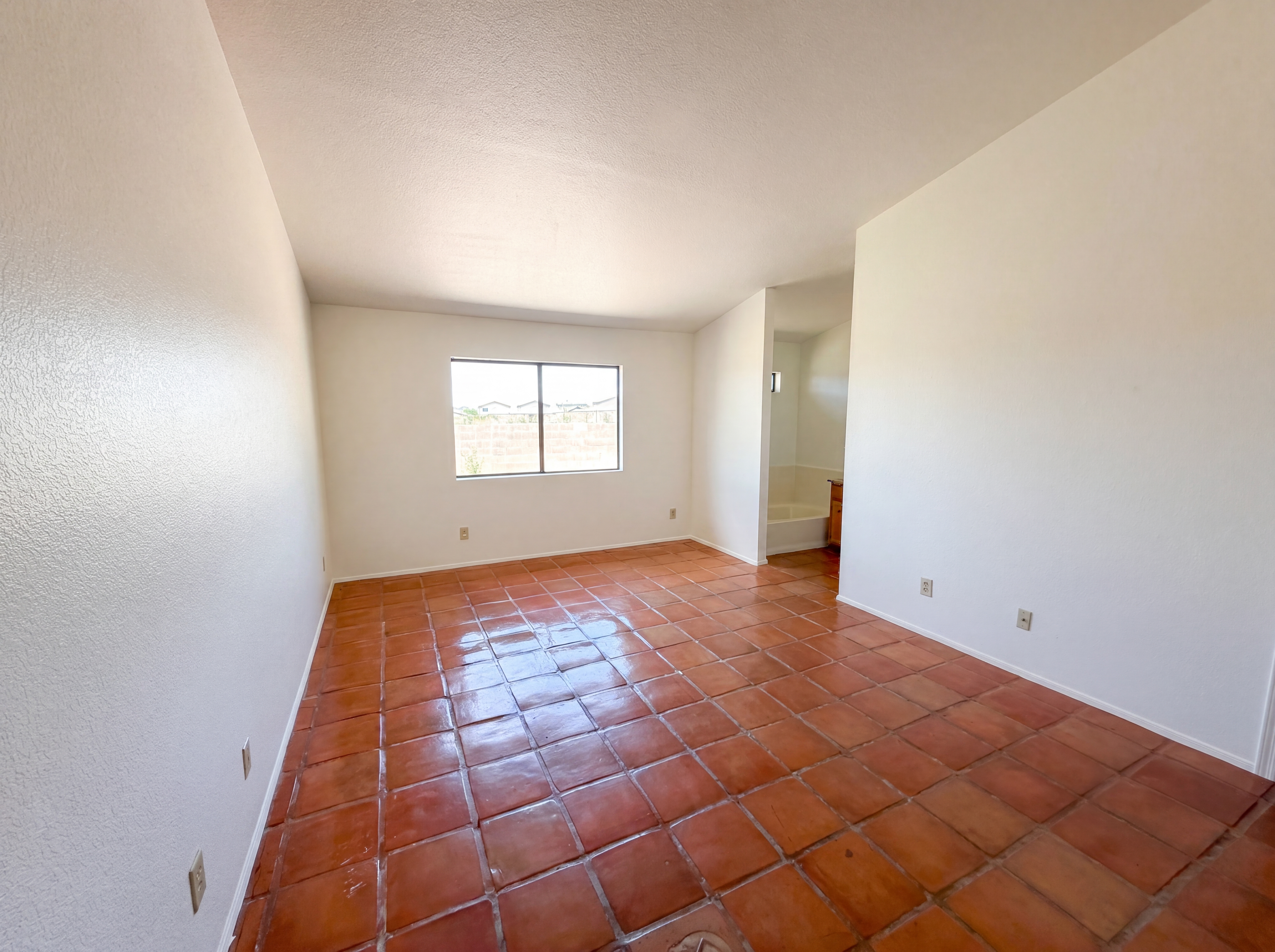 Photo 14 of 21 of 9625 N Broadmede St, Tucson, AZ
