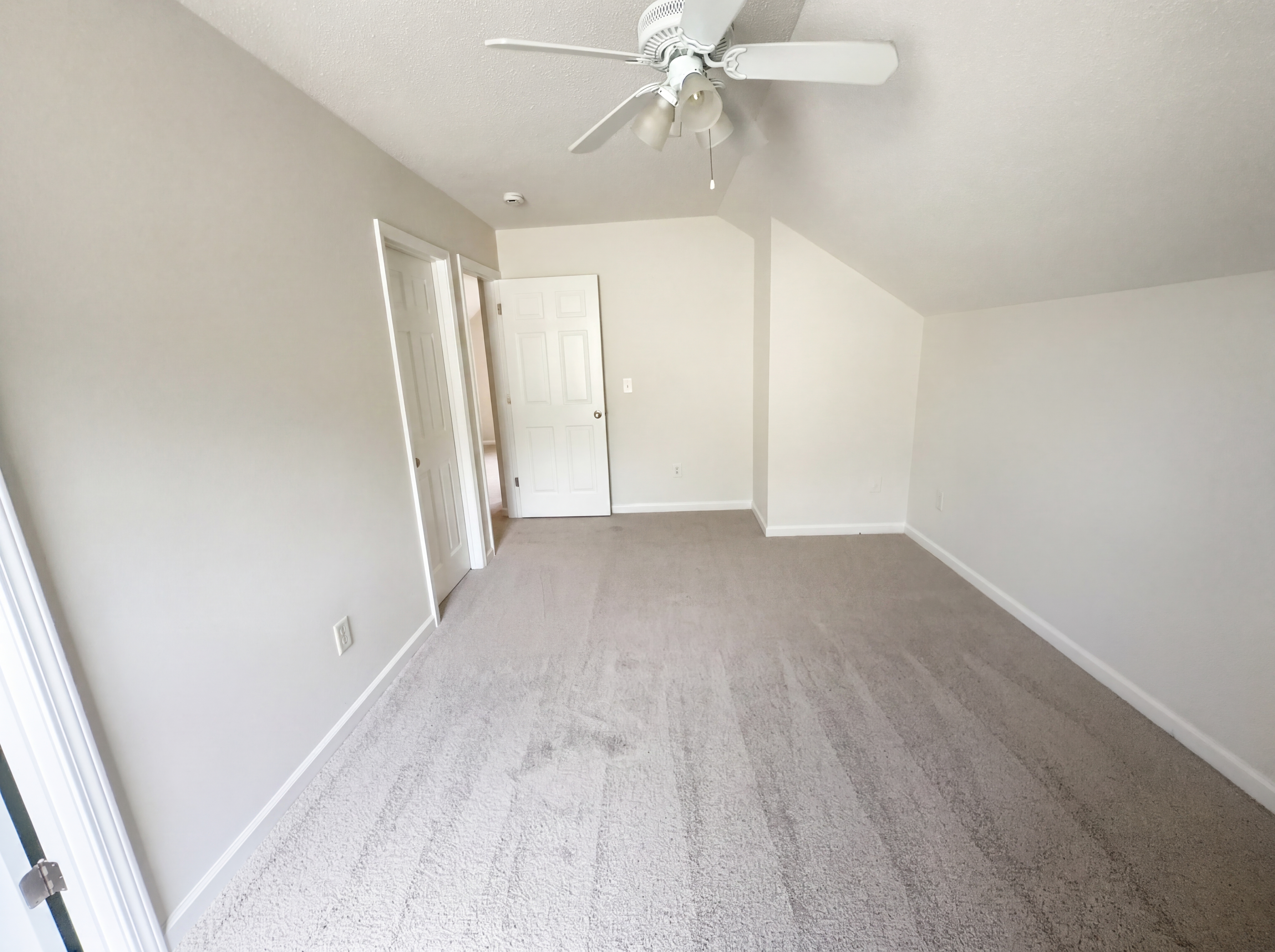 Photo 11 of 17 of 2855 Mossy Meadow Dr, High Point, NC