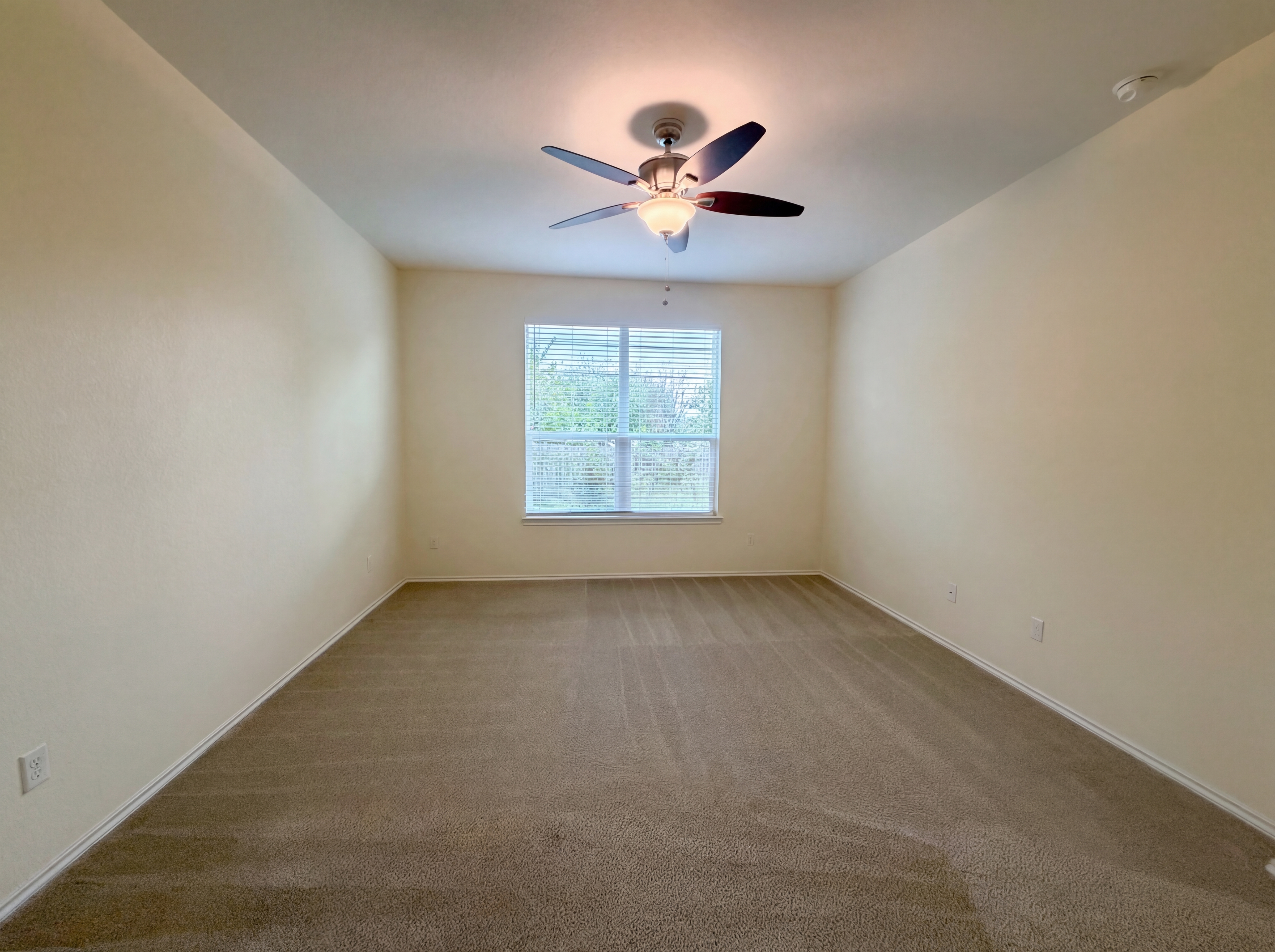Photo 10 of 17 of 9018 Lonesome Oak Dr, Temple, TX