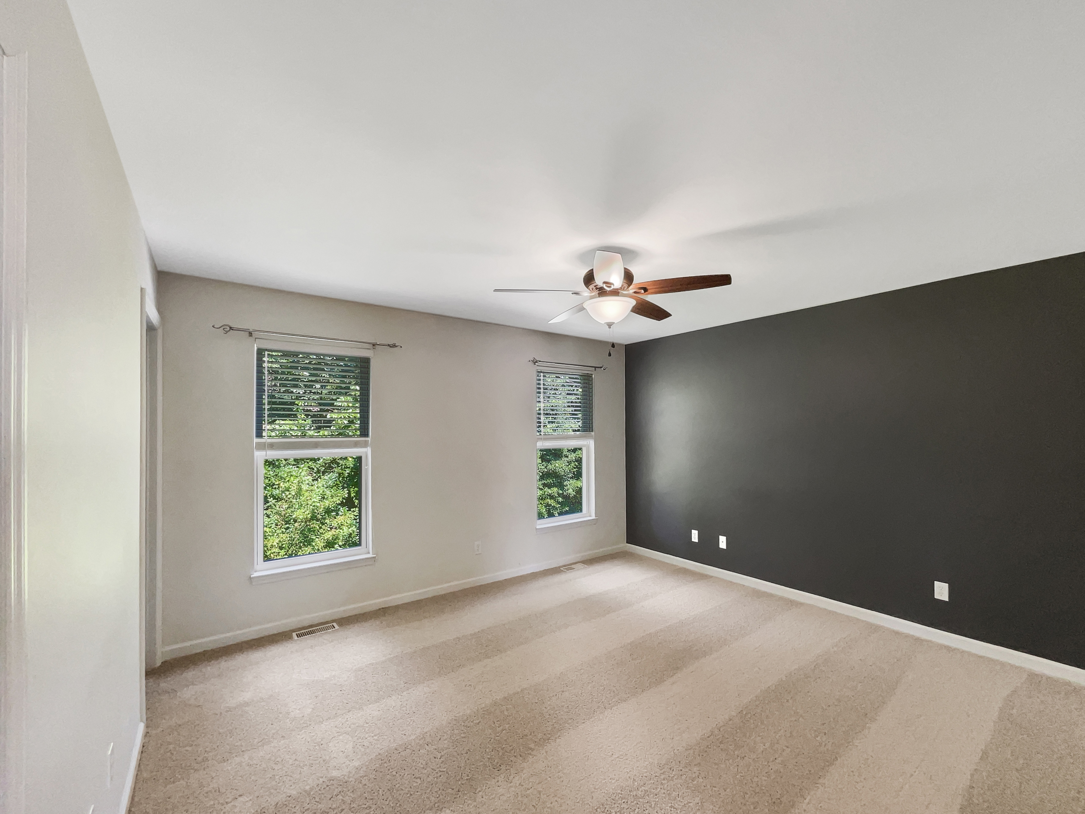 Photo 12 of 25 of 191 Gardenia Dr, Troy, MO