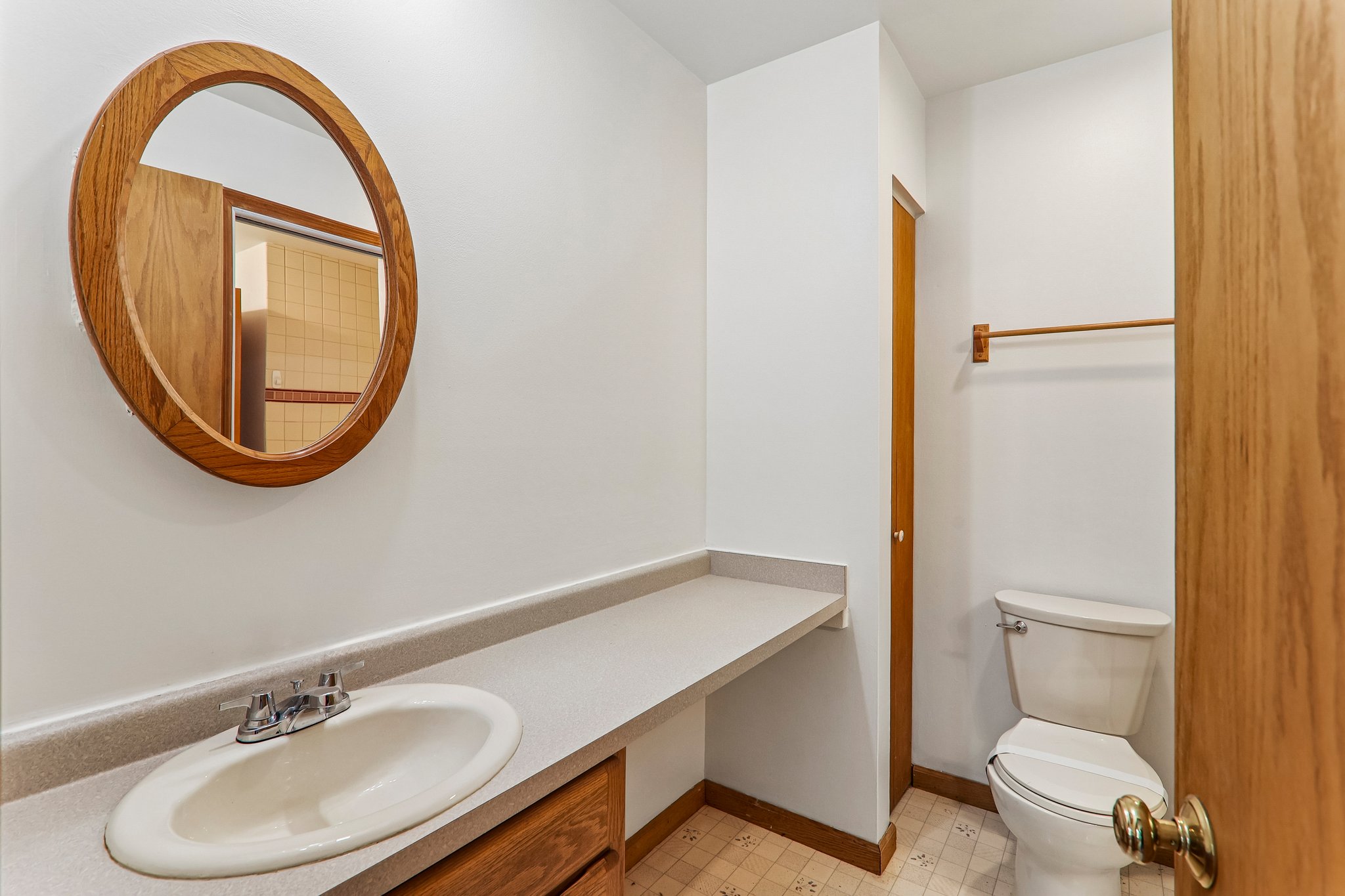 Photo 10 of 30 of 4532 Black Partridge Ln, Lisle, IL