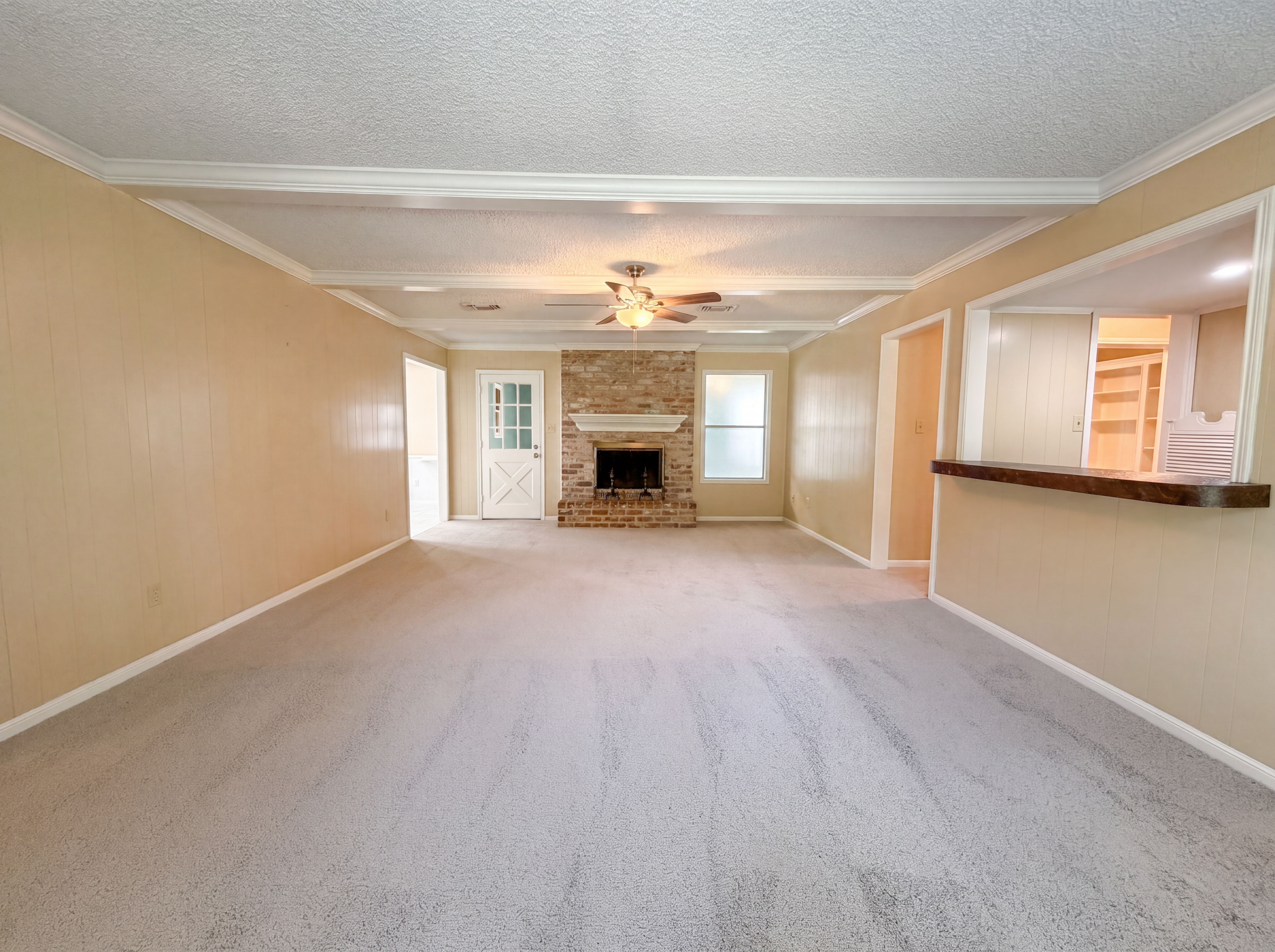 Photo 3 of 26 of 17406 Ridge Top Dr, Houston, TX