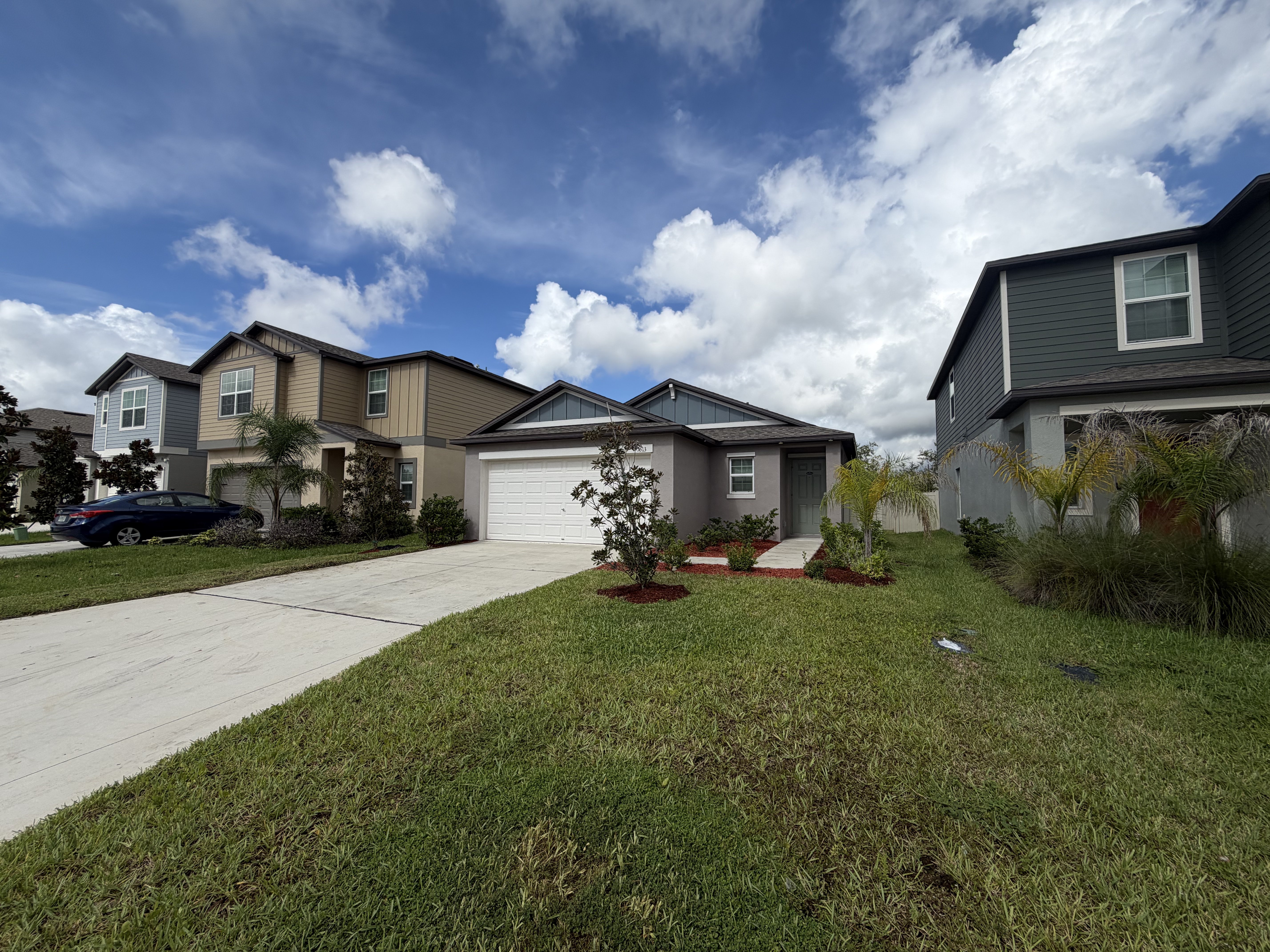 Photo 16 of 18 of 3513 Radiant Mountain Dr, Plant City, FL