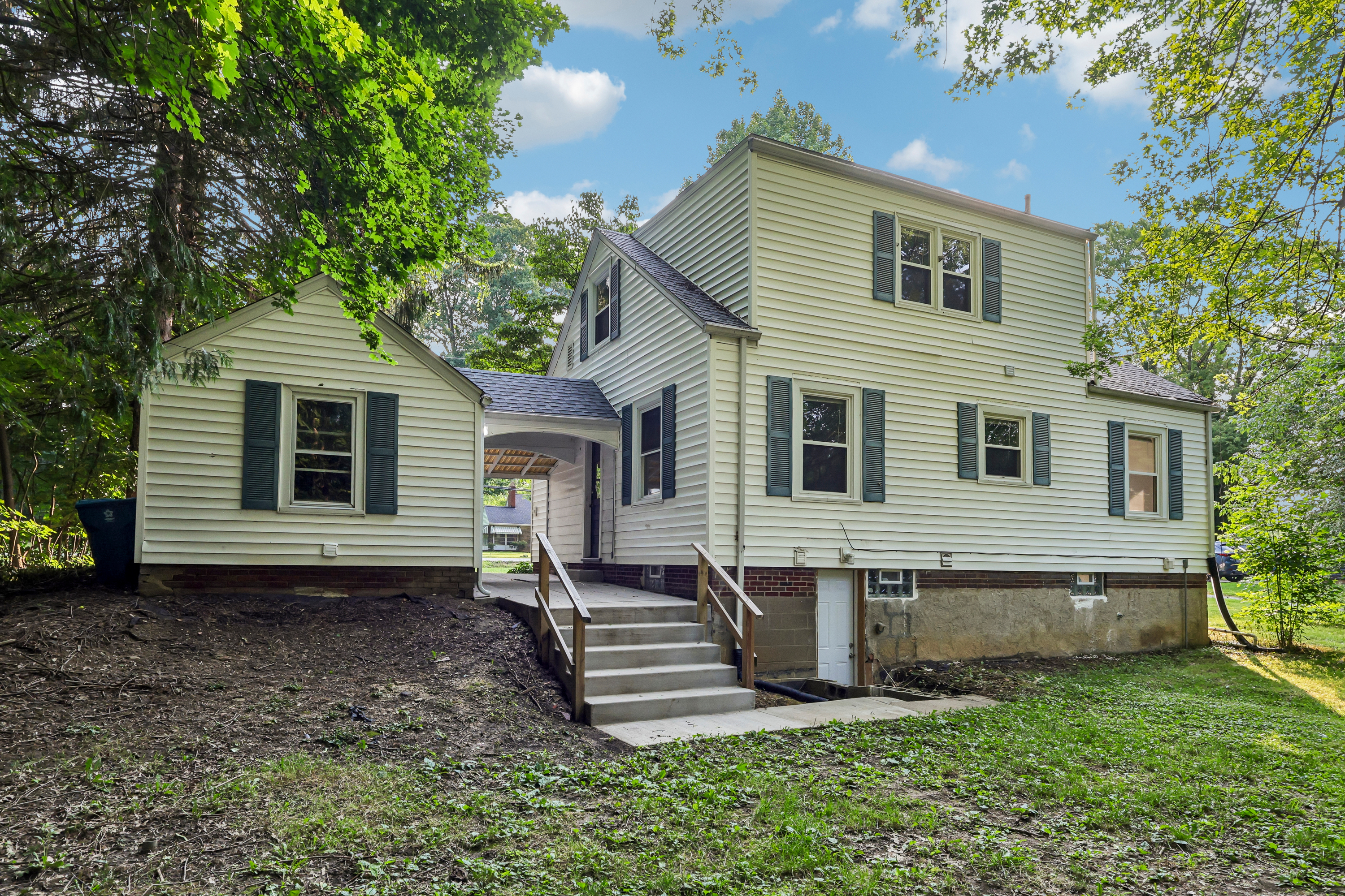 Photo 41 of 48 of 2920 Copley Rd, Copley, OH