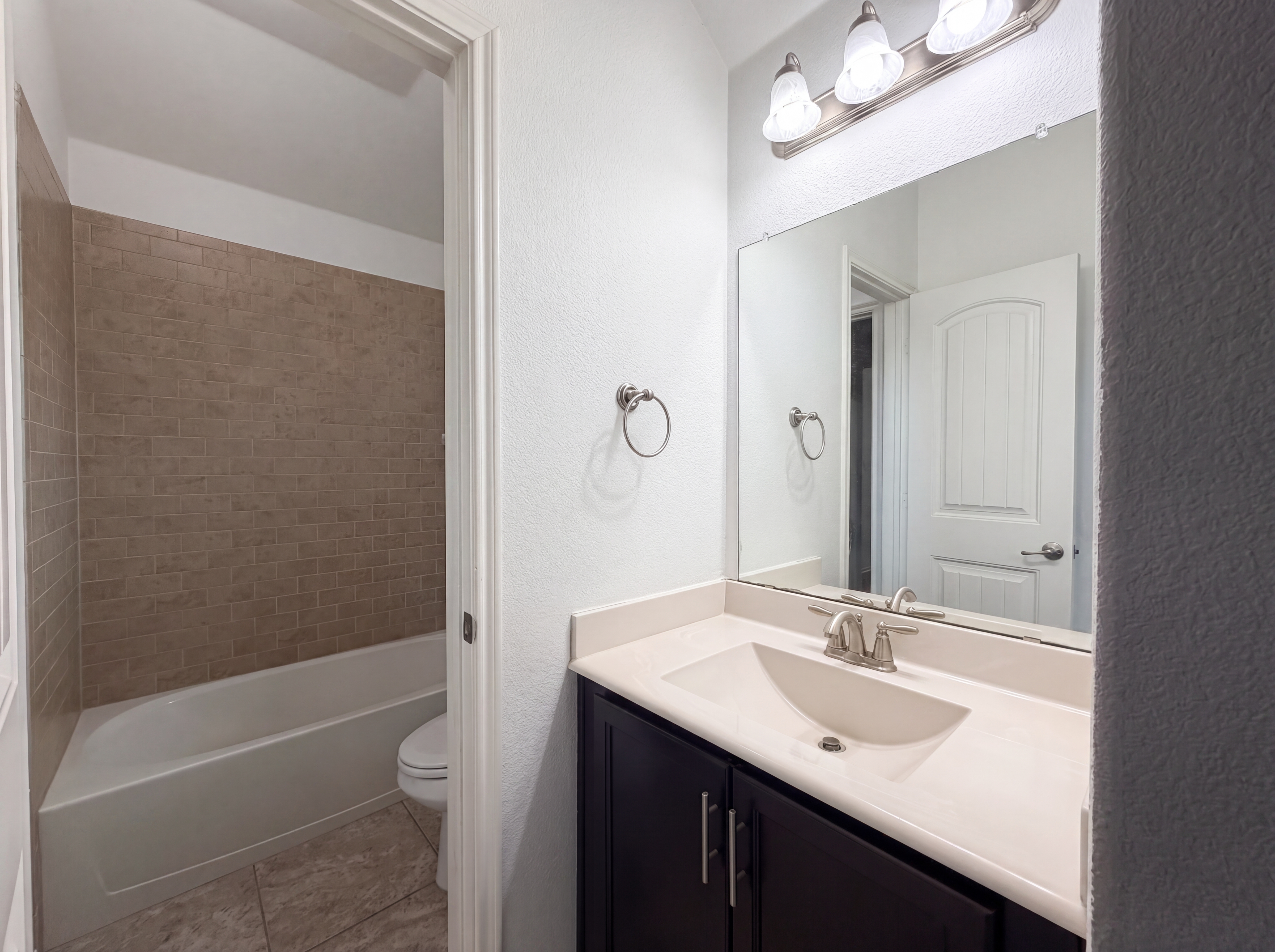 Photo 16 of 23 of 9904 Pronghorn Rd, McKinney, TX