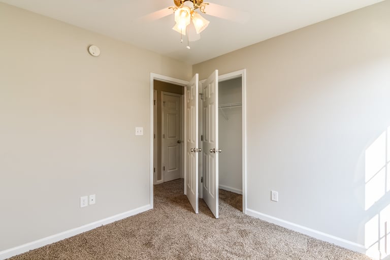 Photo 10 of 17 - 620 Woodson Dr, Clayton, NC 27527