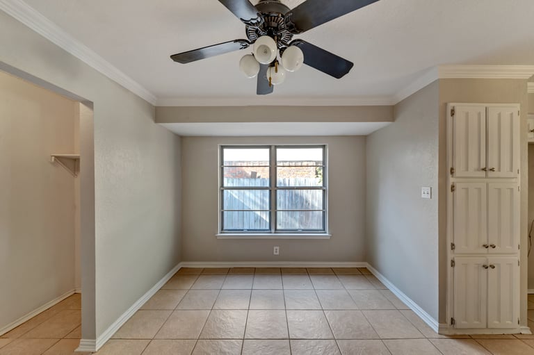 Photo 7 of 23 - 5805 Trail Crest Dr, Arlington, TX 76017