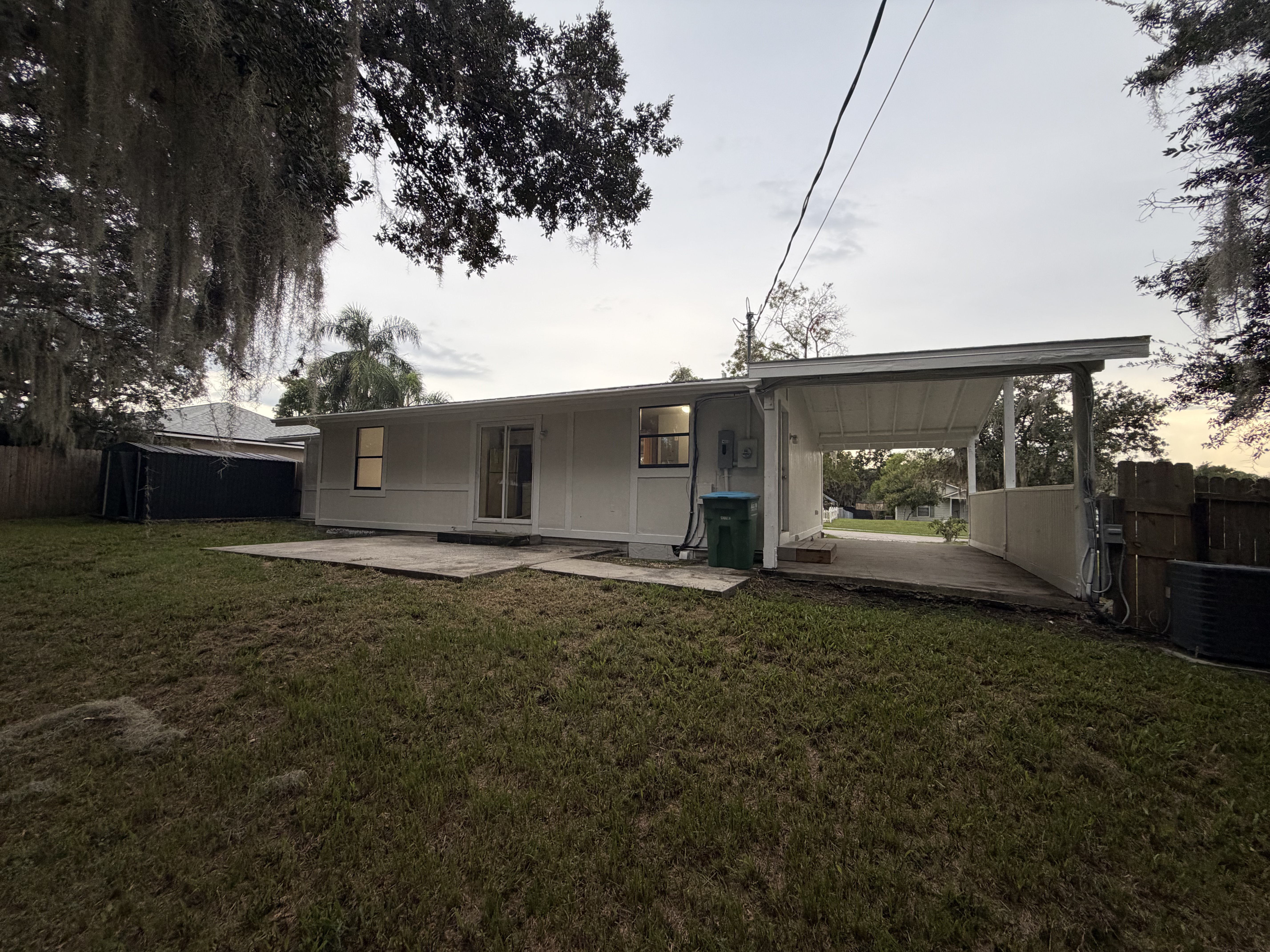 Photo 19 of 20 of 3004 Hunkin Cir, Deltona, FL