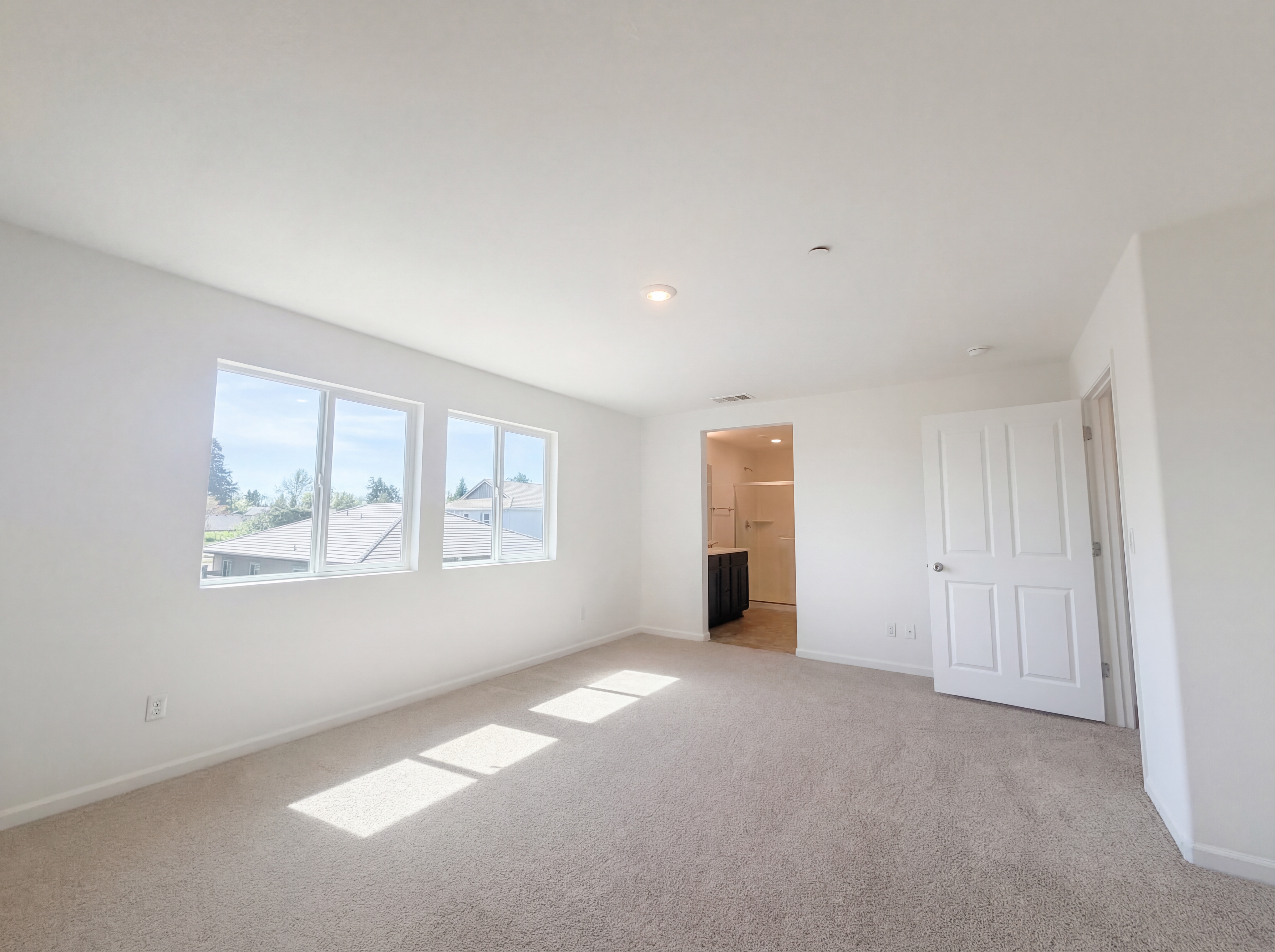 Photo 35 of 46 of 1176 Willow Hill Ave, Sacramento, CA
