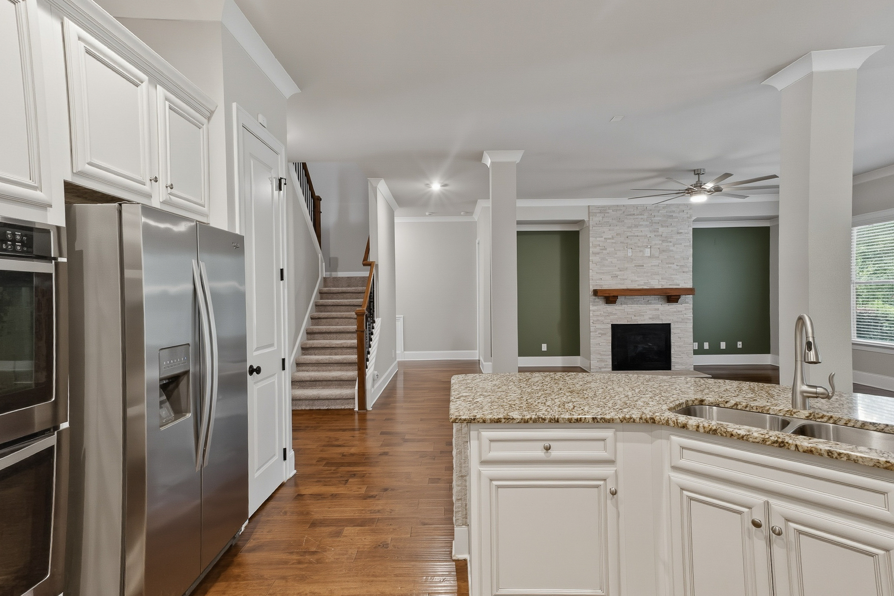 Photo 14 of 40 of 7112 Treveno Pl, Locust Grove, GA