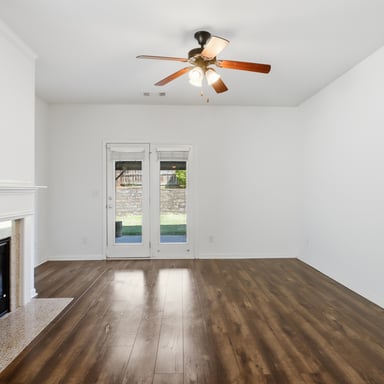 Property photo 3 of 272 Shaw Dr