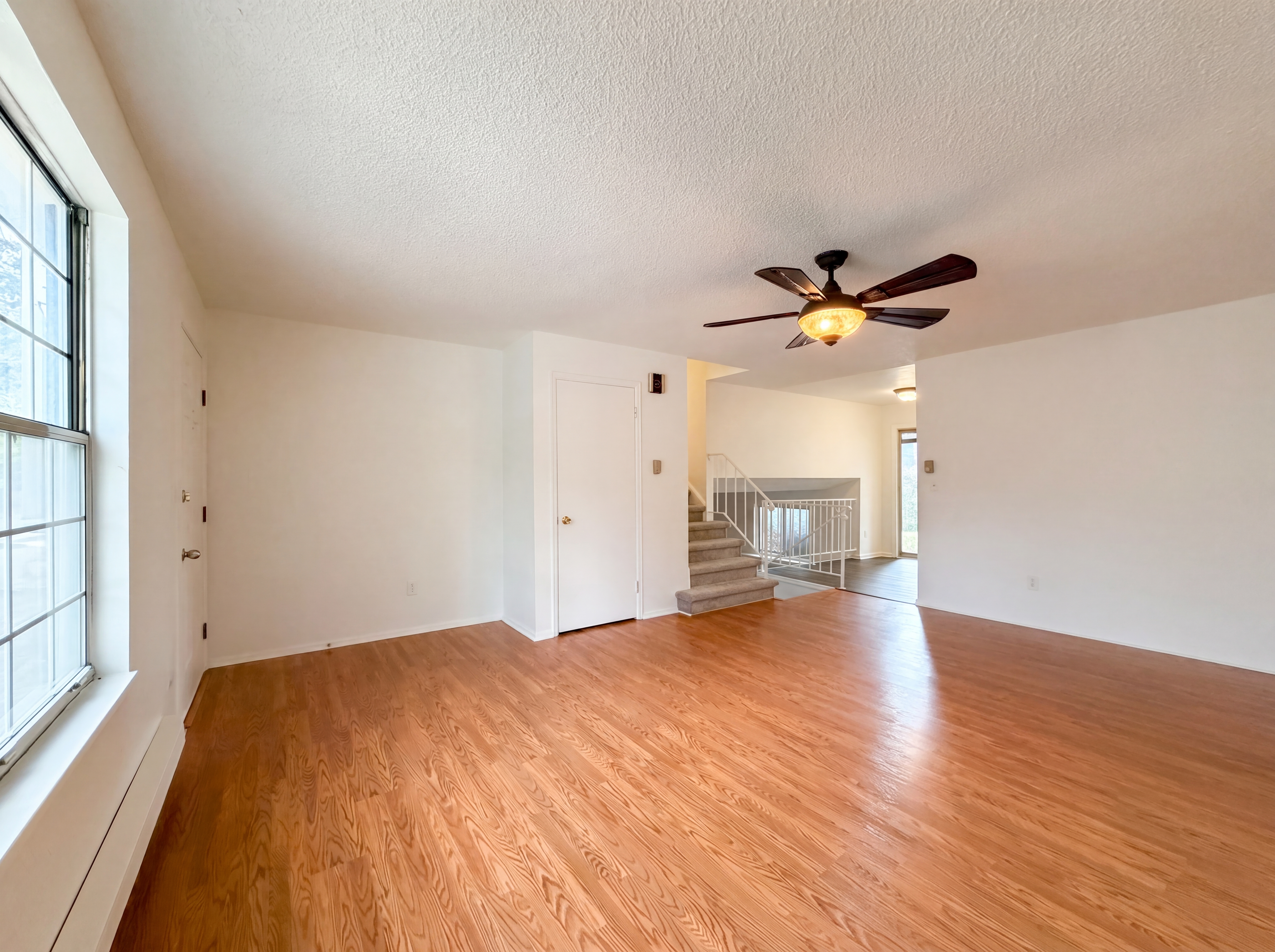 Photo 3 of 42 of 2114 S Eagle Ct, Aurora, CO