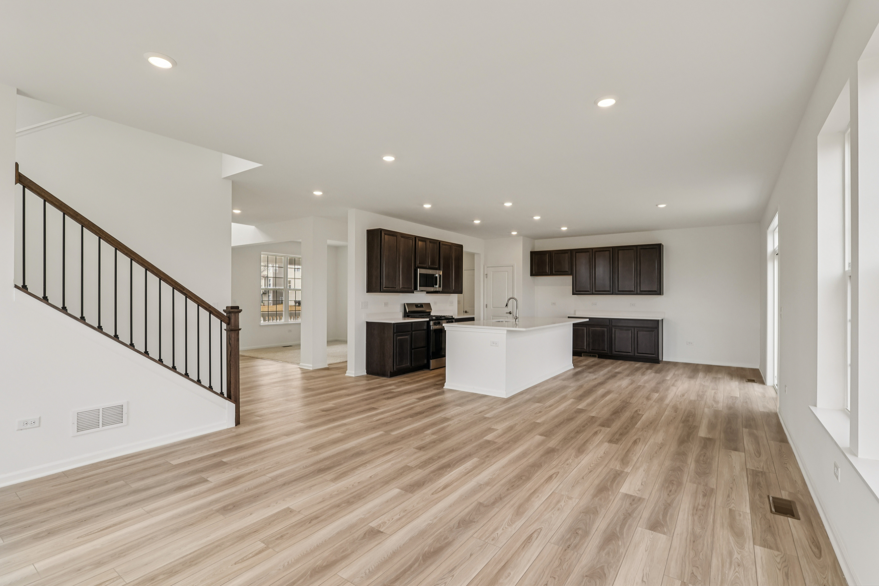 Photo 3 of 45 of 3100 Holden St, Elgin, IL