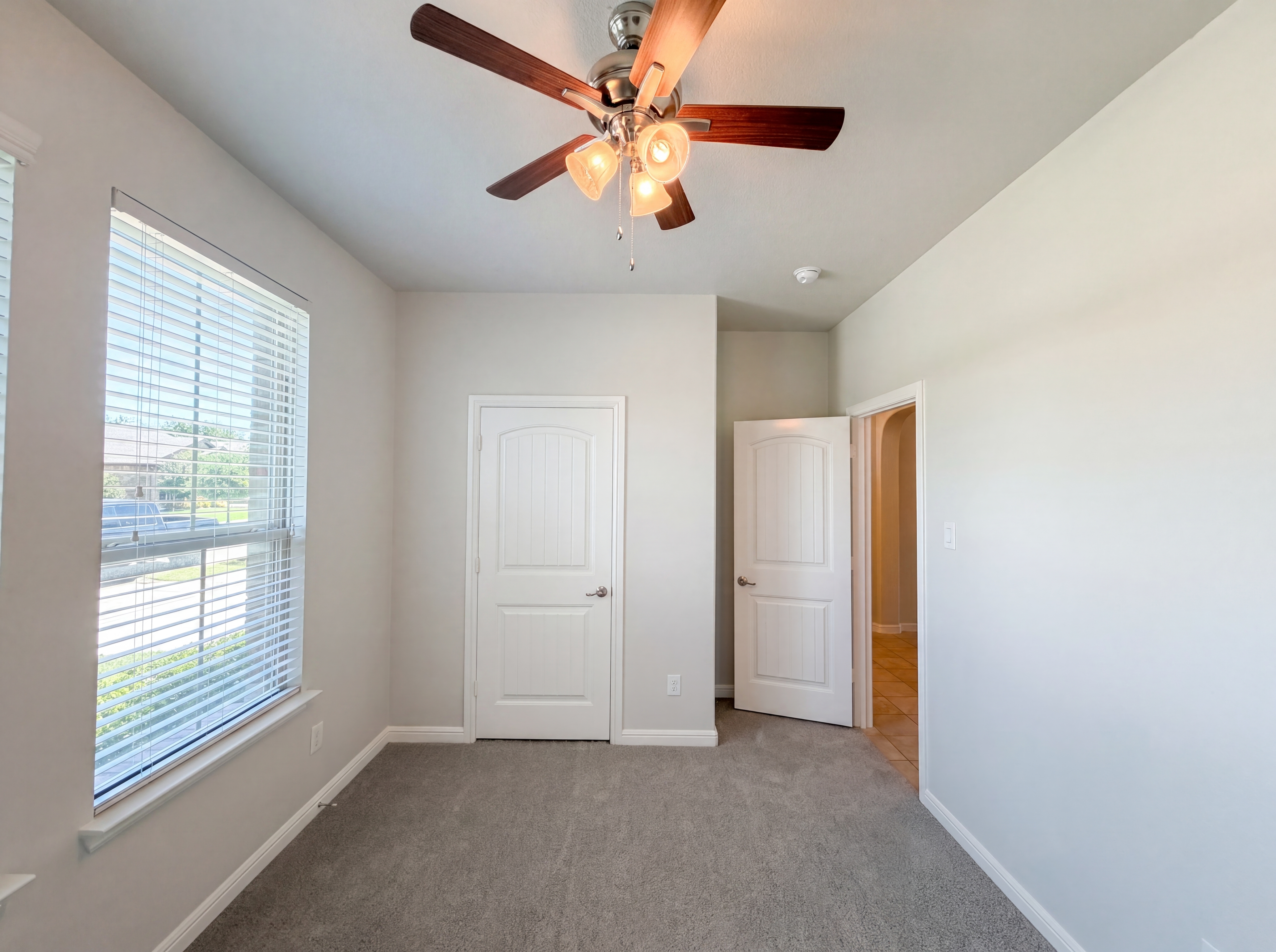 Photo 11 of 21 of 4312 Chicory Ct, Denton, TX