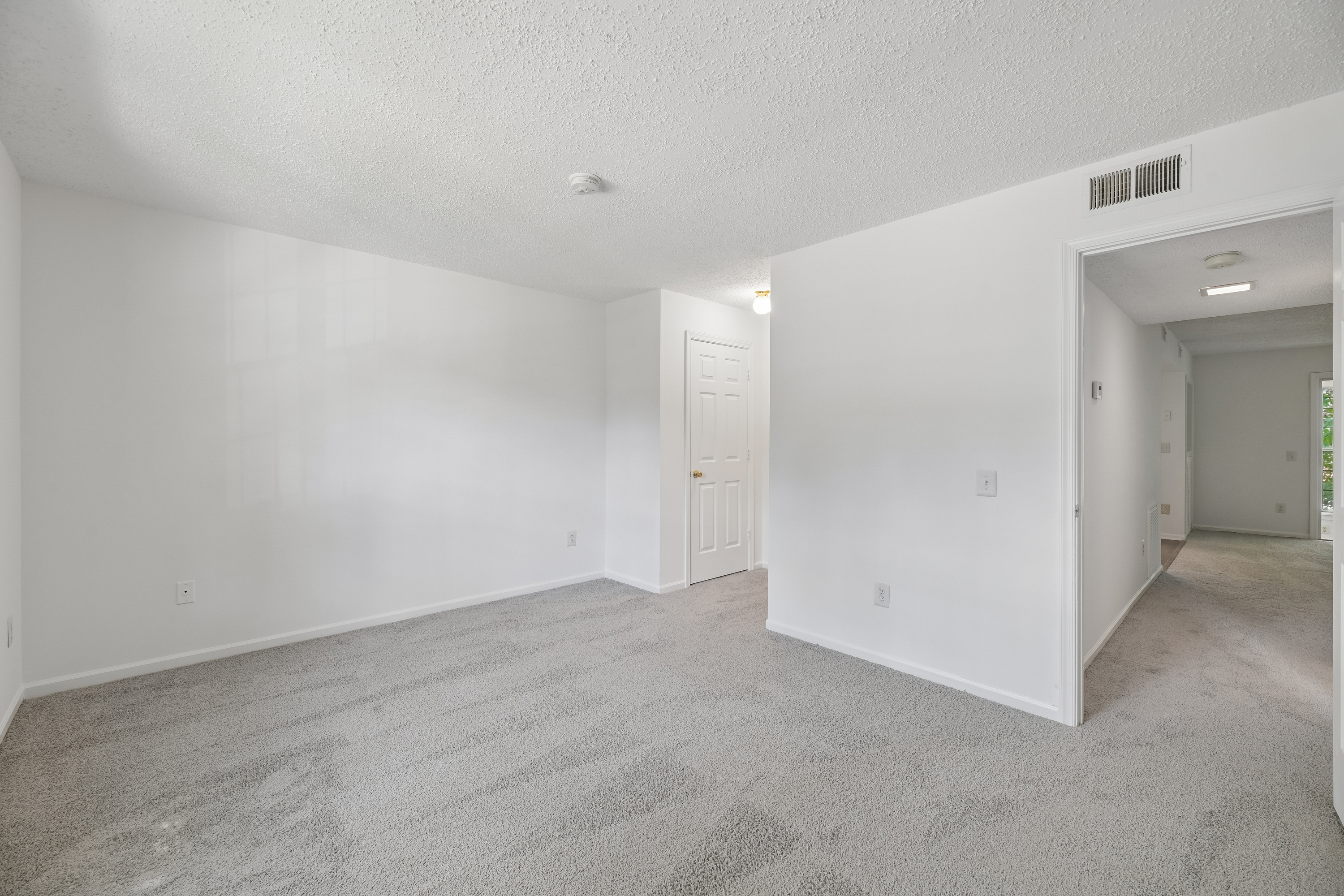 Photo 22 of 29 of 9260 Niki Pl, Manassas, VA