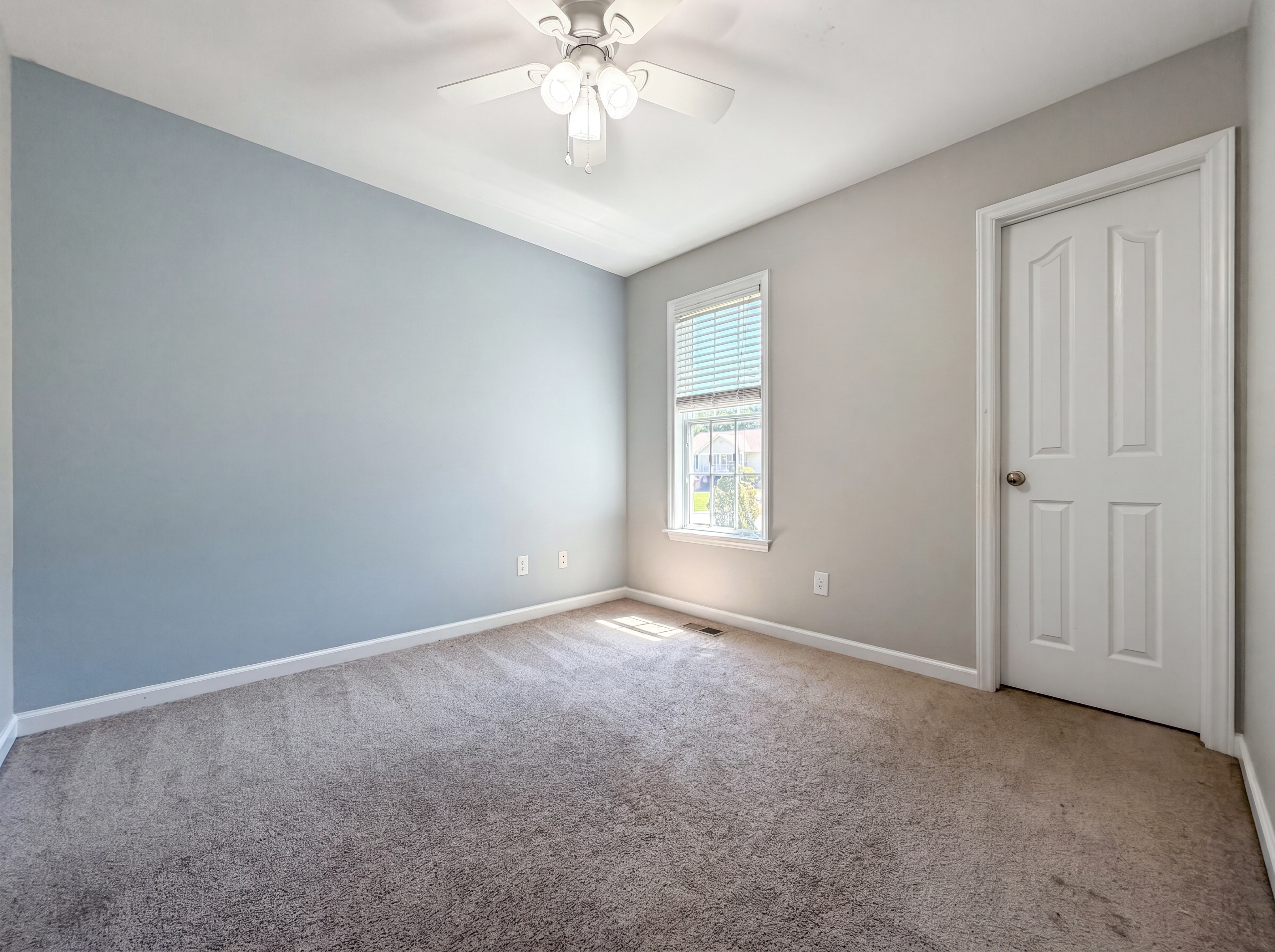 Photo 10 of 17 of 161 Patterdale Pl, Benson, NC