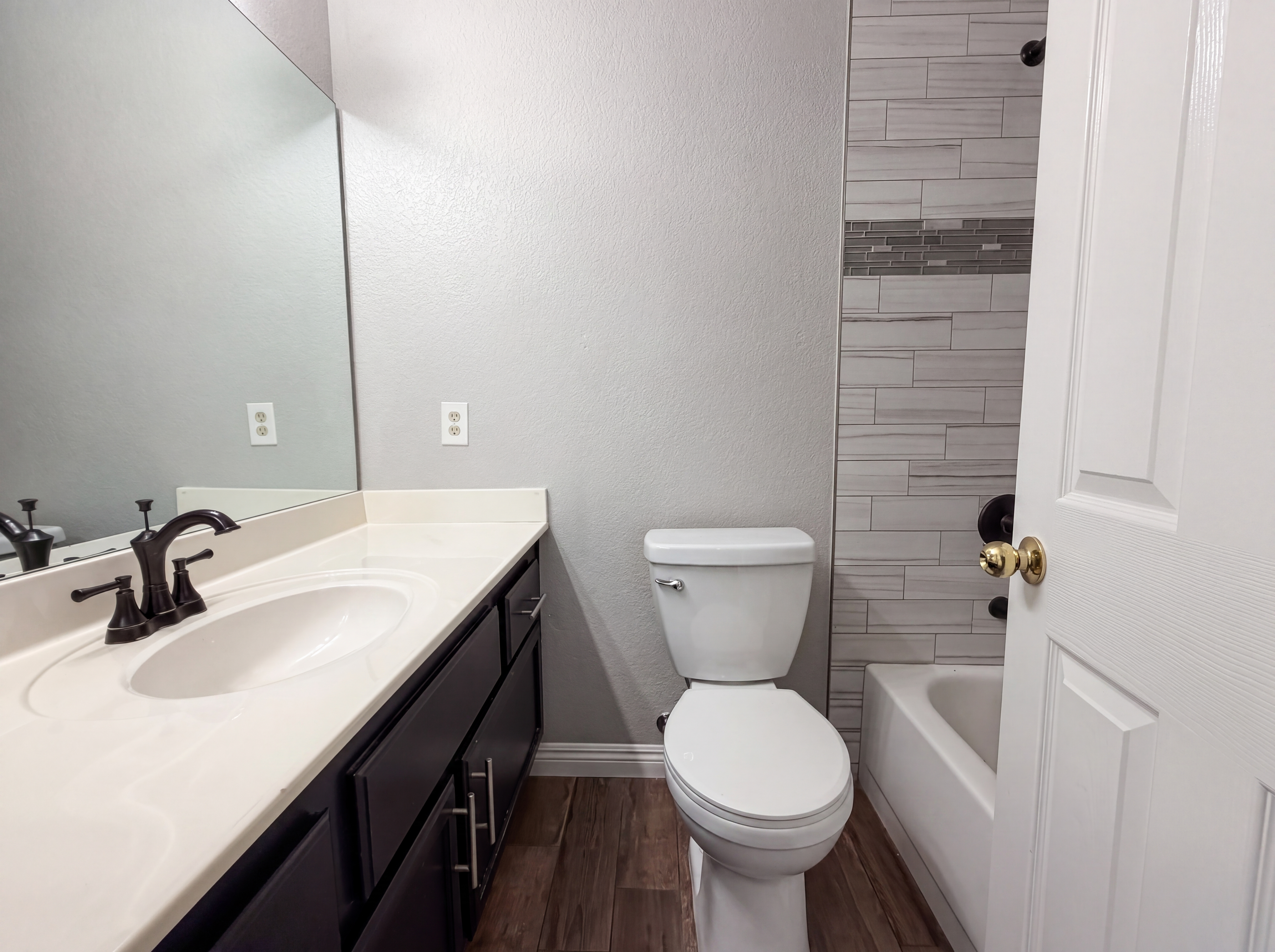 Photo 15 of 22 of 1800 Edmond St, Las Vegas, NV
