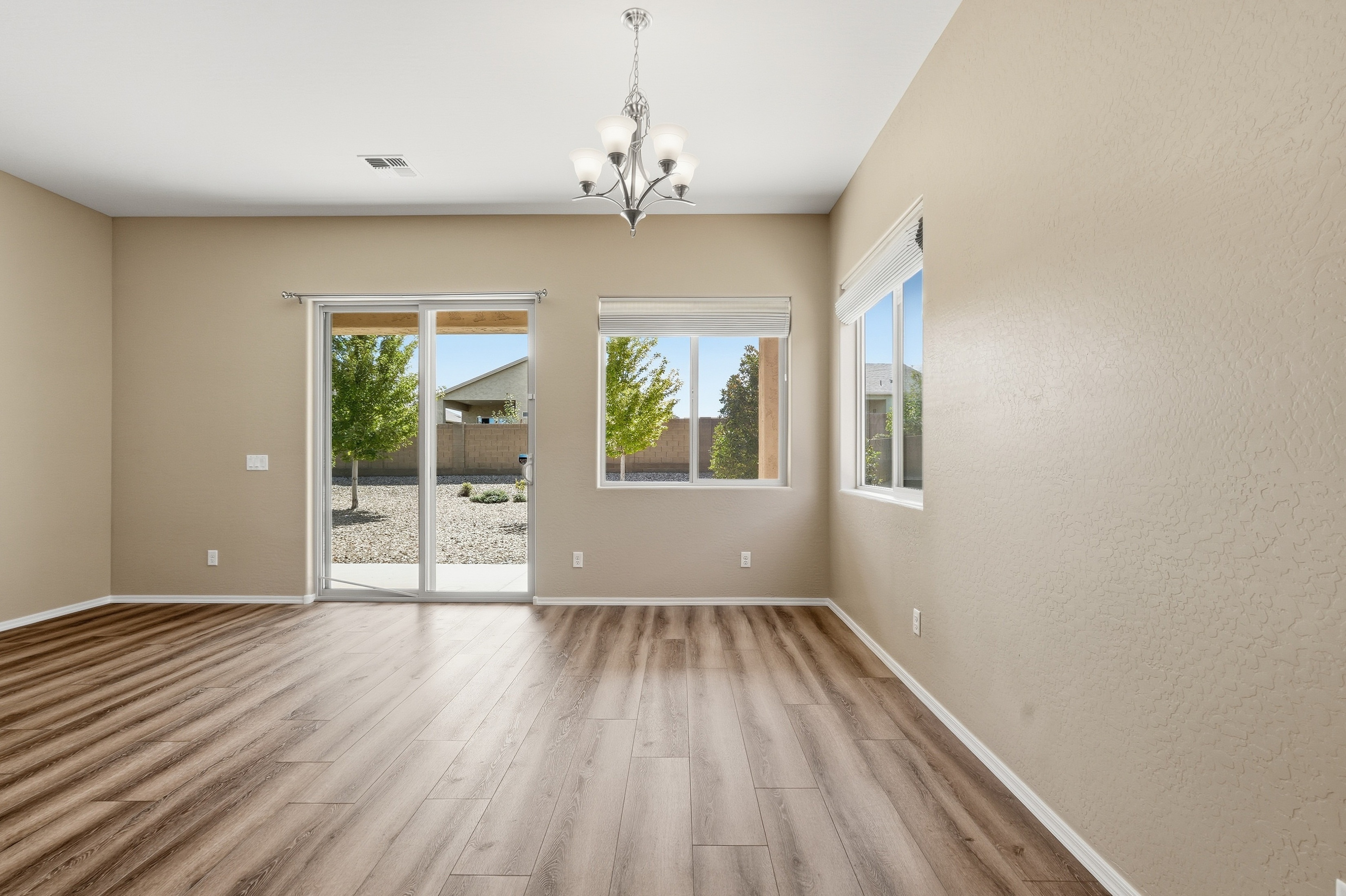 Photo 8 of 23 of 6167 E Livingston Loop, Prescott Valley, AZ