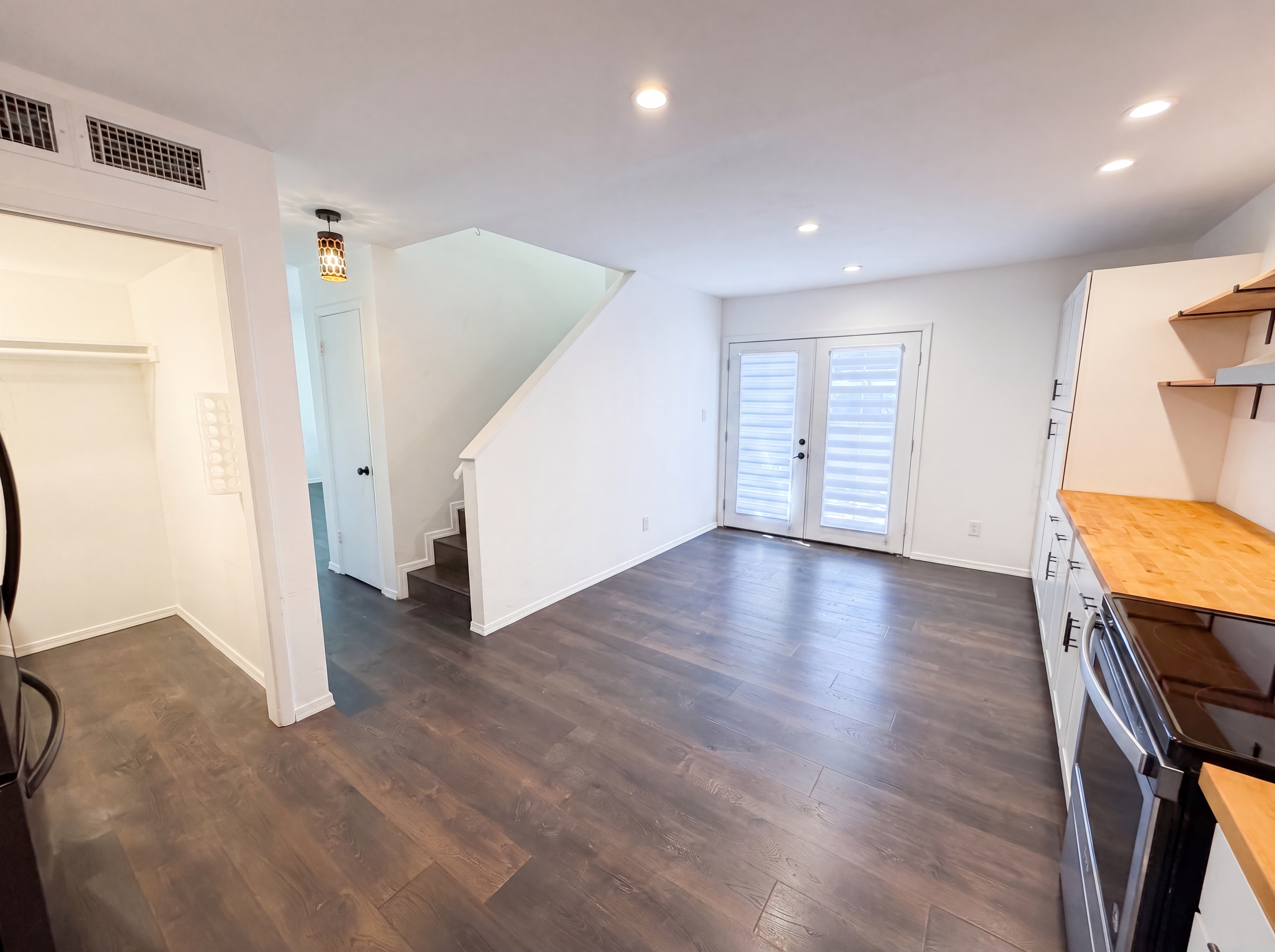 Photo 7 of 22 of 2040 S Longmore, Mesa, AZ