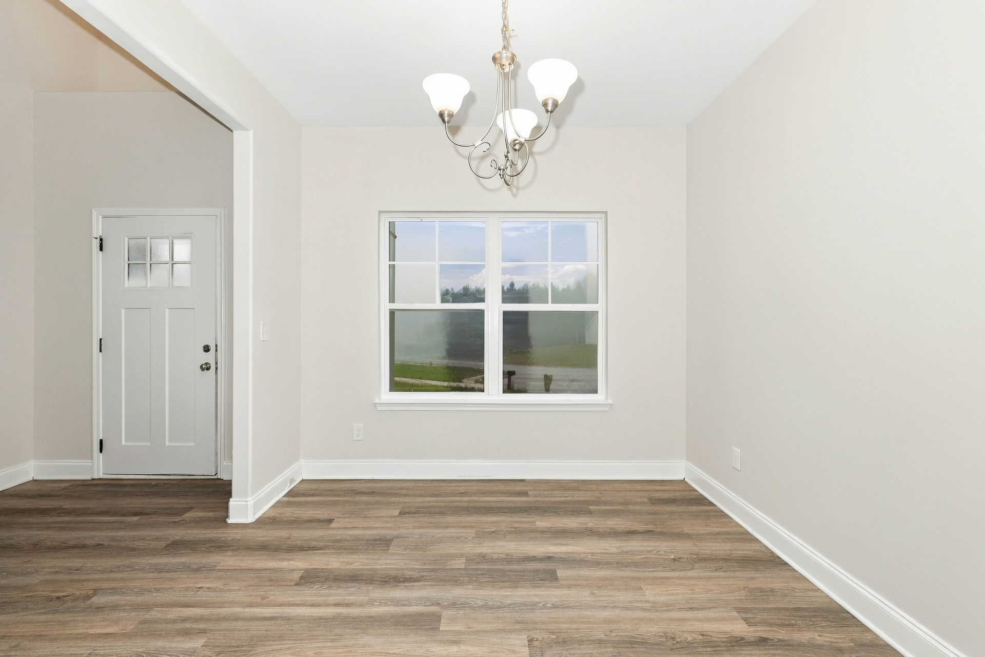 Photo 8 of 18 of 210 Glenview Trl, Griffin, GA