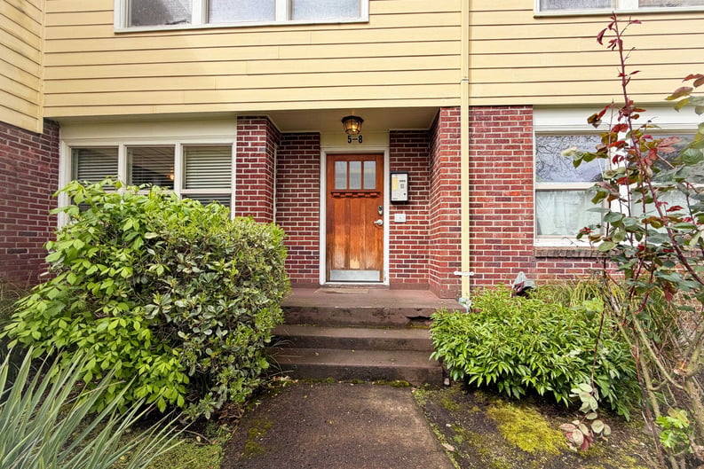 Property photo 1 of 1411 N Alberta St Apt 8