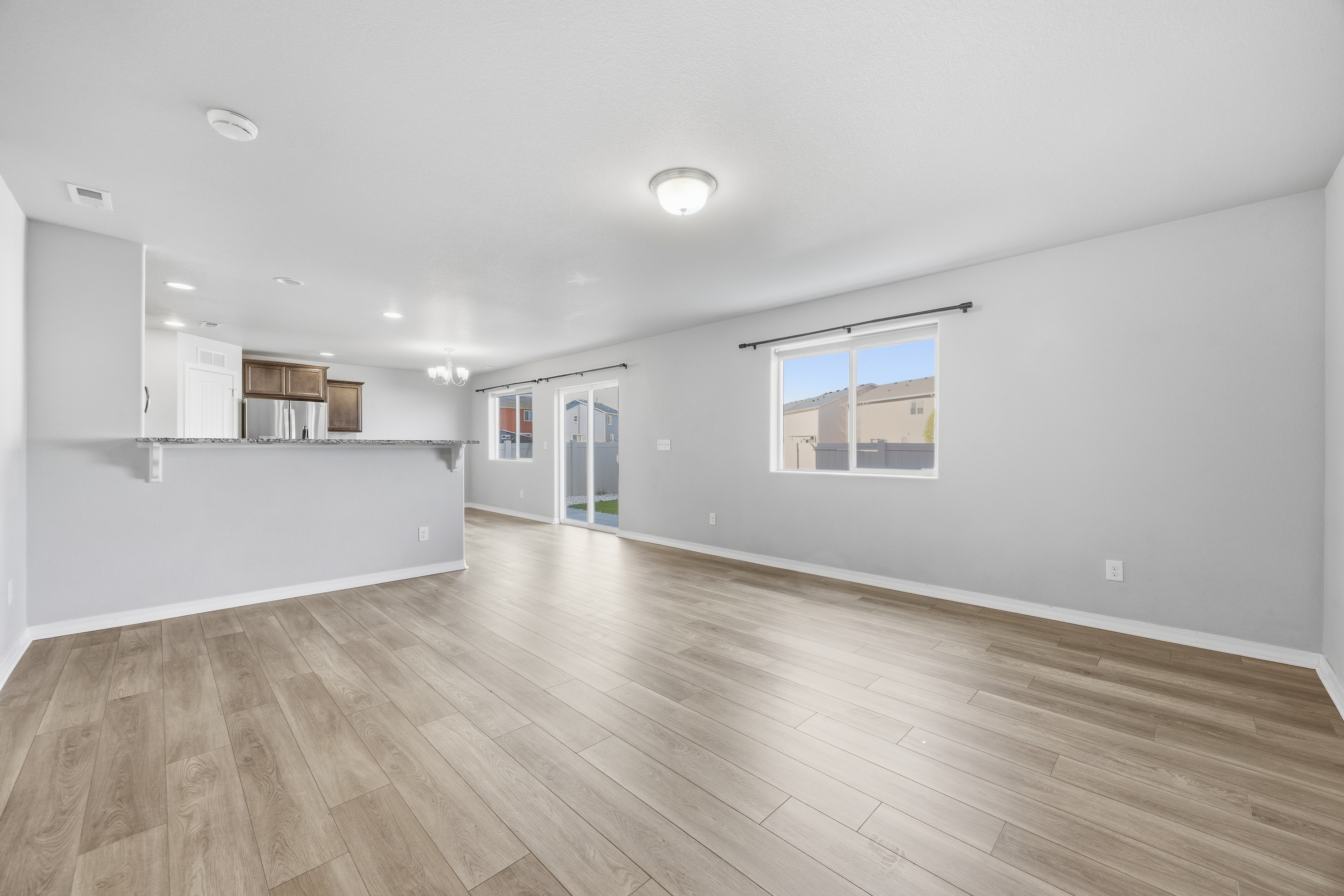 Photo 3 of 36 of 7668 Benecia Dr, Fountain, CO