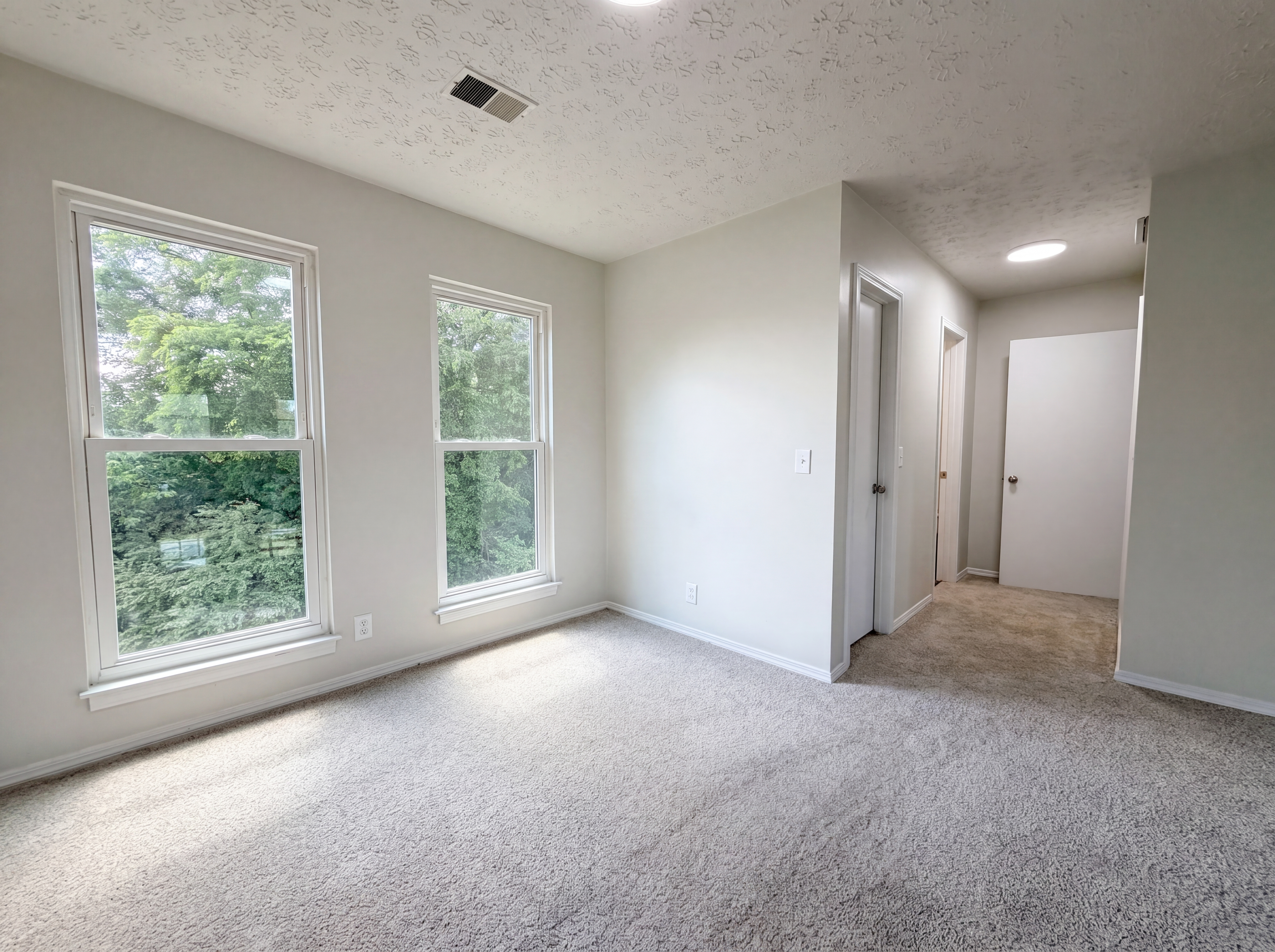 Photo 8 of 17 of 535 Amquiwood Ct, Madison, TN