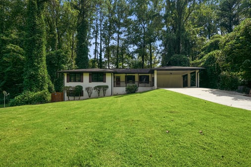 Photo 1 of 35 of 3020 Landrum Dr SW, Atlanta, GA
