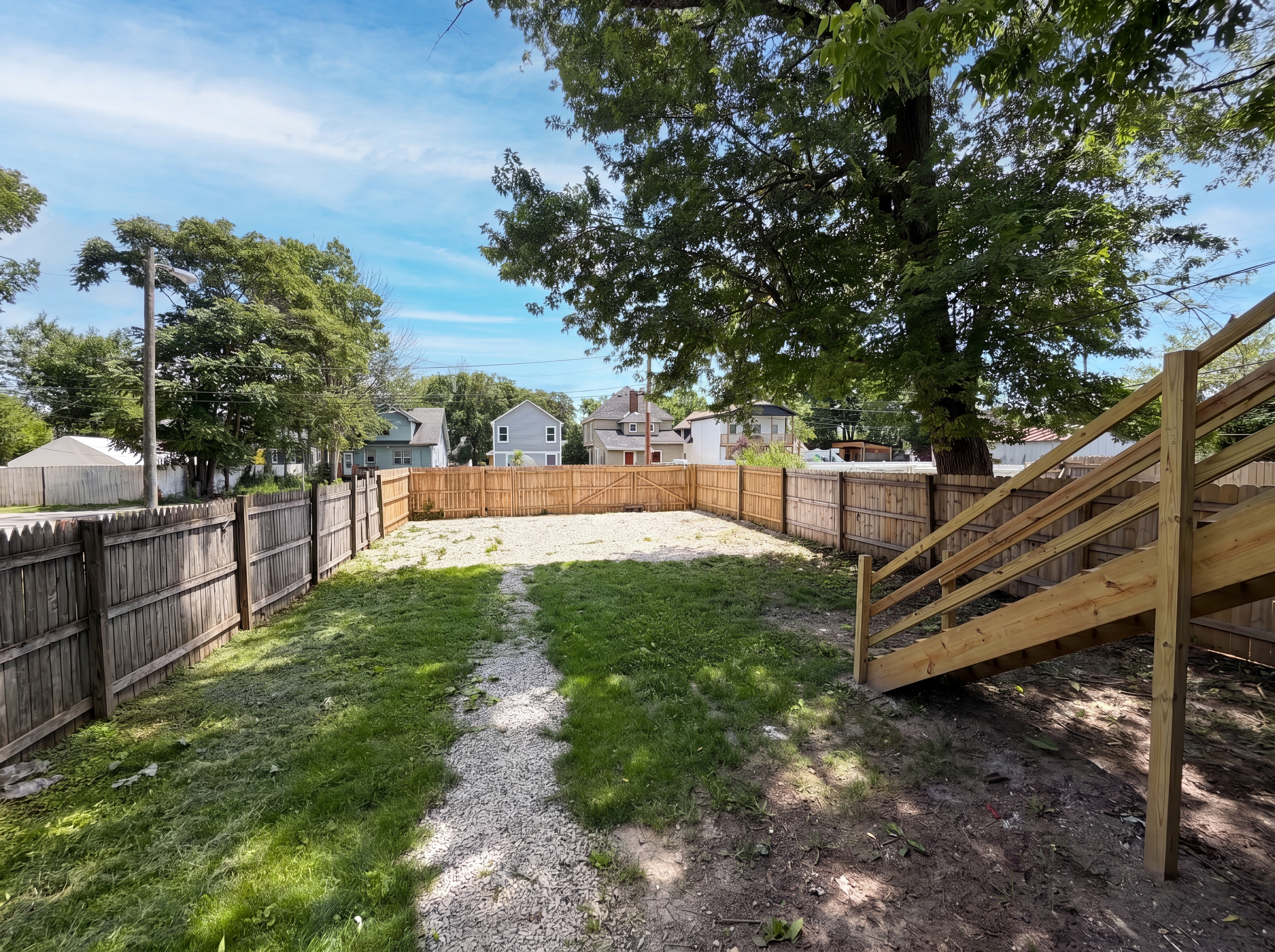 Photo 17 of 20 of 37 N Sherman Dr, Indianapolis, IN