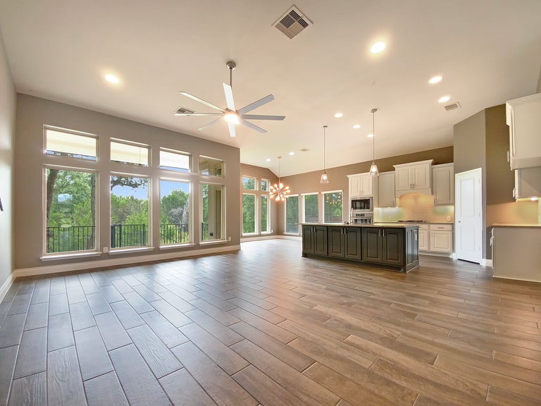 Photo 22 of 31 - 512 Judge Fisk Dr, Leander, TX 78641