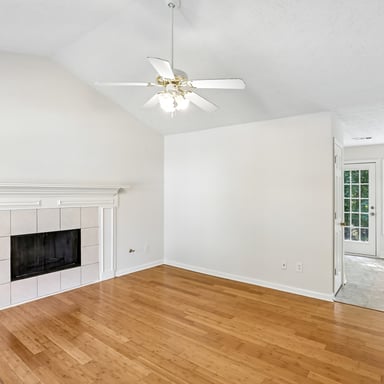 Property photo 3 of 5511 Pond Mill Ct