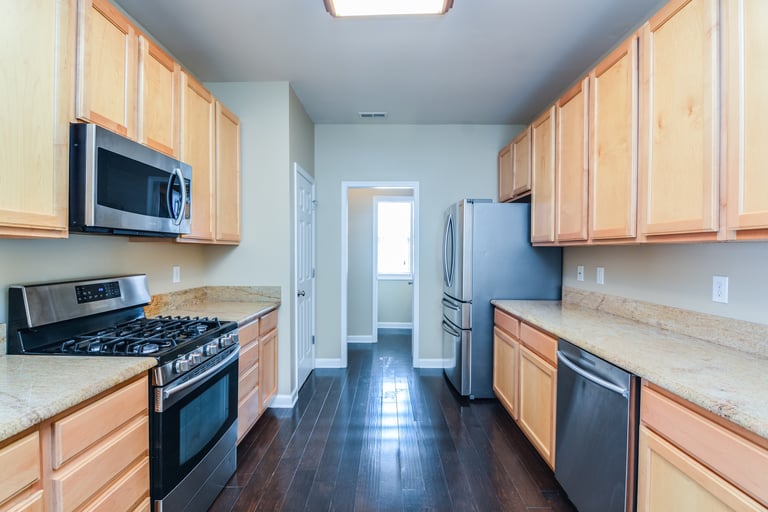Photo 4 of 24 - 8617 Boysenberry Ln, Raleigh, NC 27616