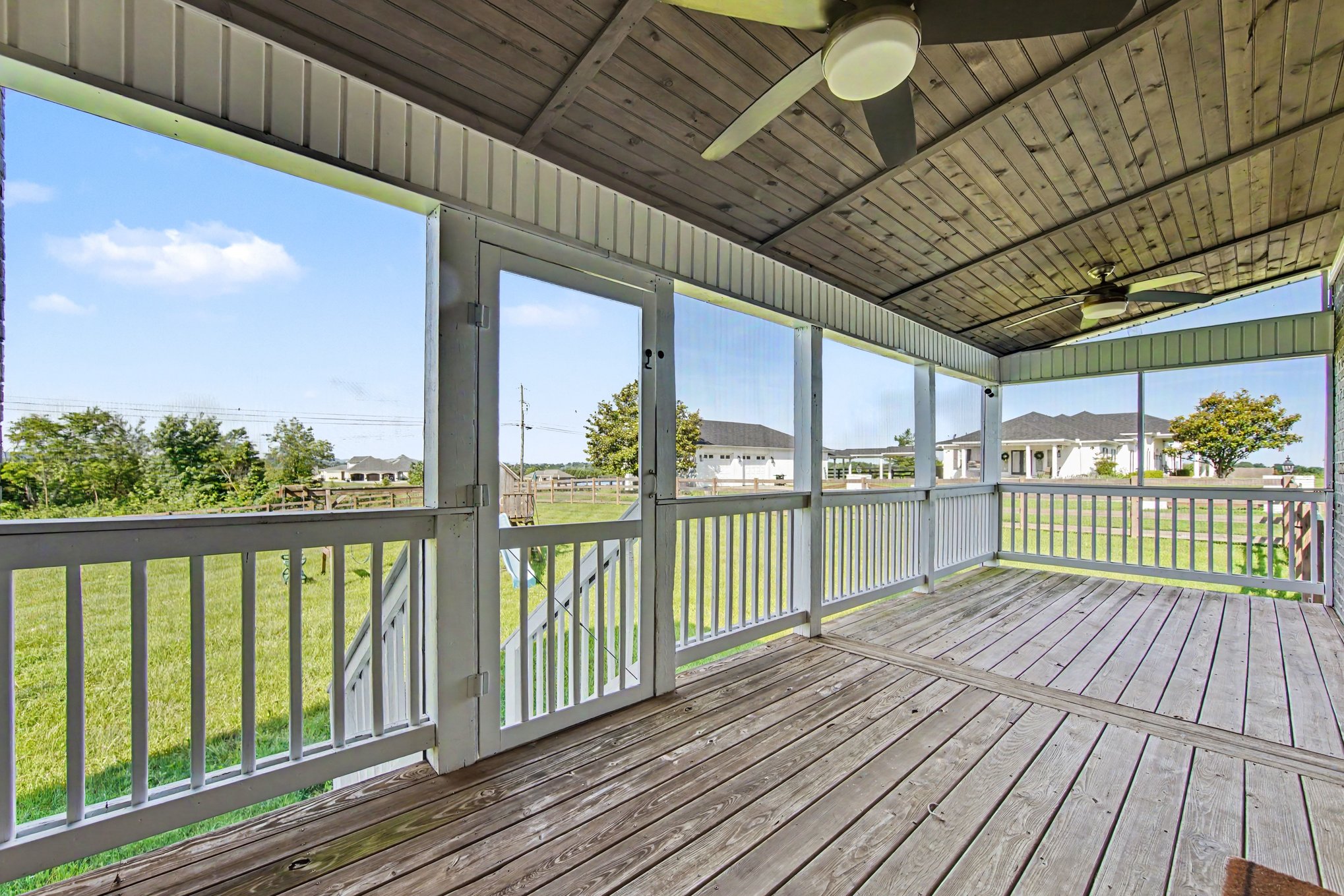 Photo 5 of 18 of 160 Herndon Ln, Berea, KY