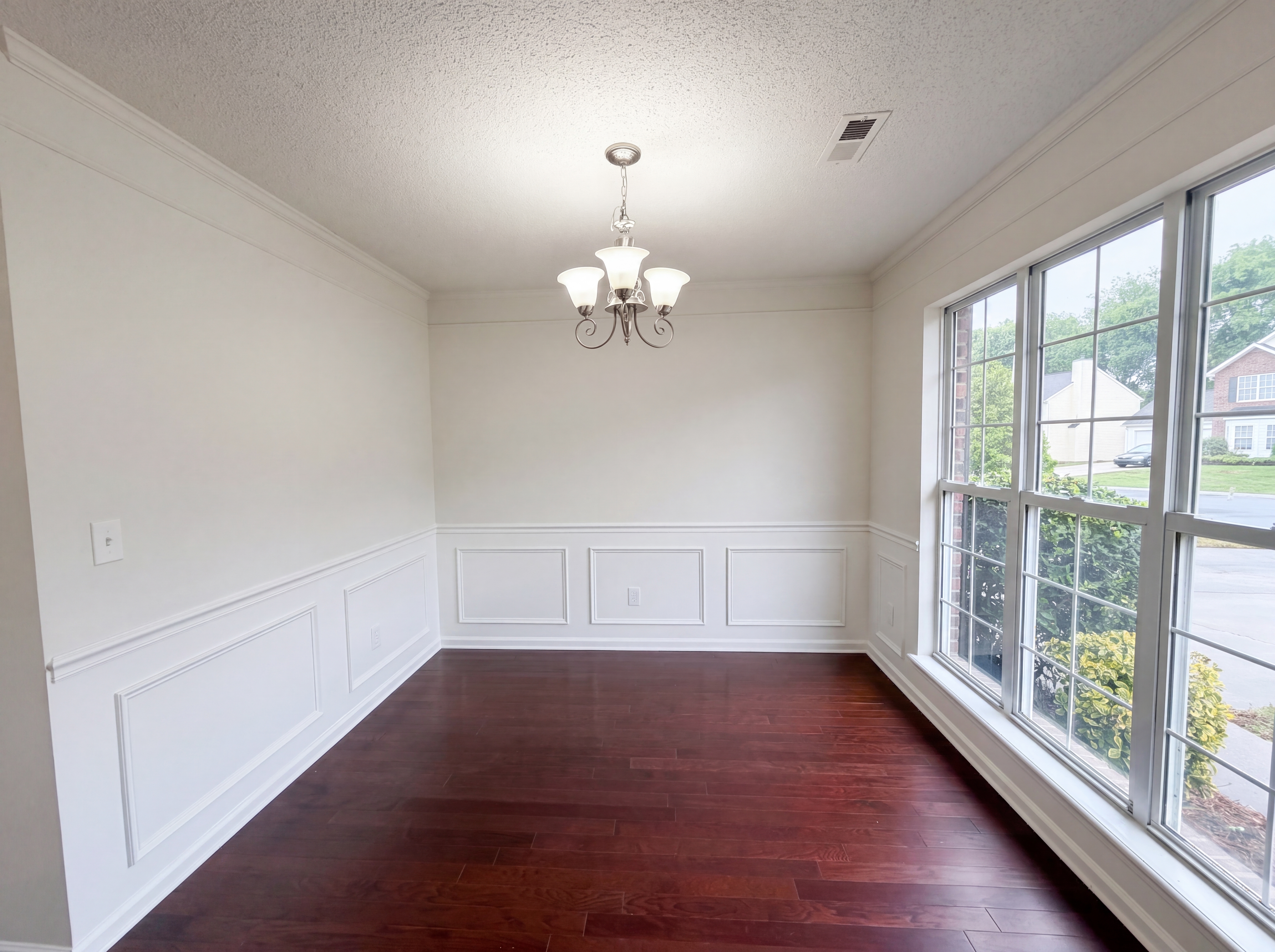 Photo 8 of 23 of 4975 Bentridge Dr NW, Concord, NC