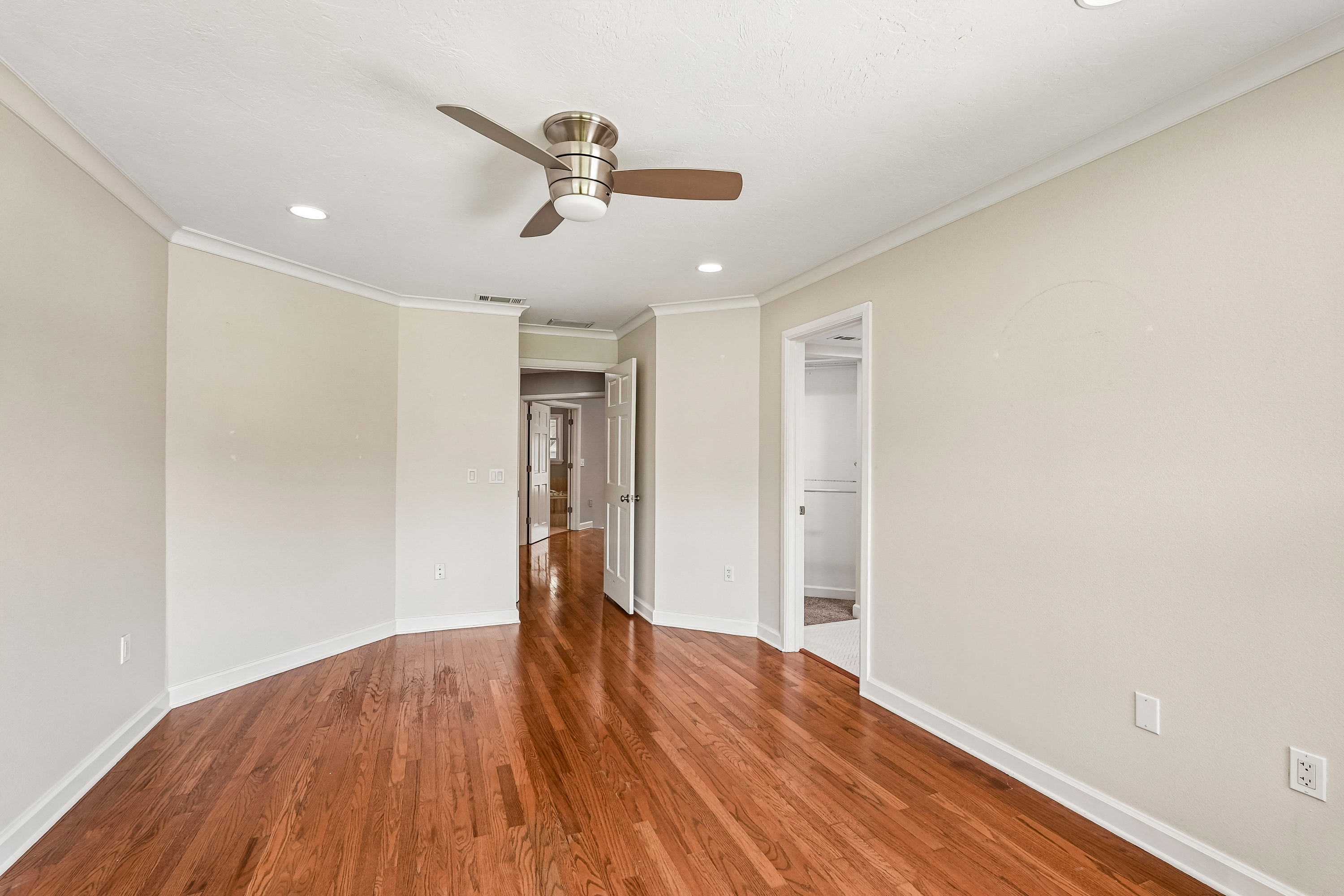 Photo 52 of 68 of 1675 Landings Ln, Sarasota, FL