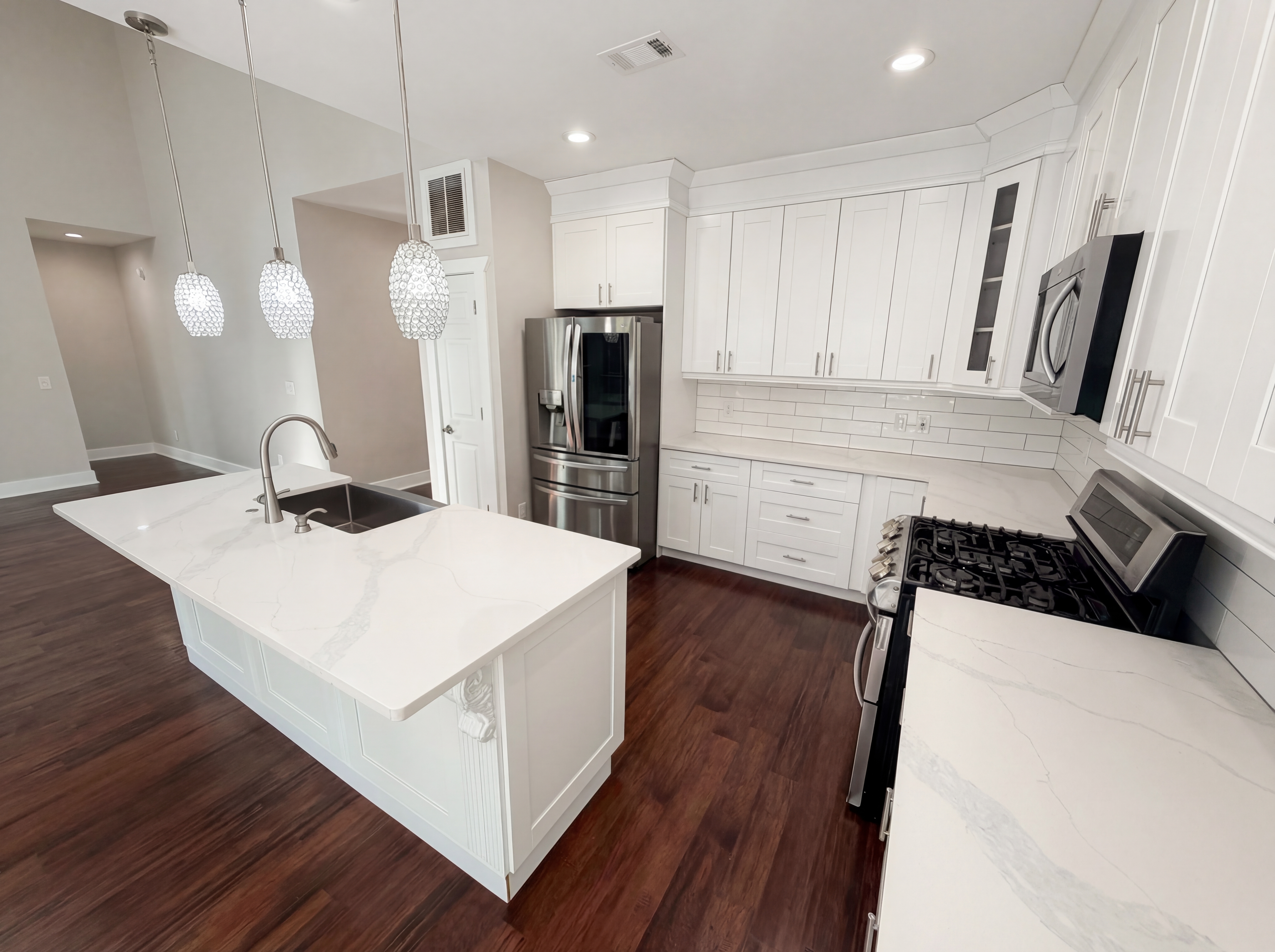 Photo 32 of 44 of 4000 Amberley Ln, Marietta, GA